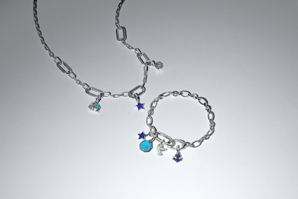 Pandora Charm-Einhänger Pandora ME Blauer Anker Mini Charm-Anhänger 794610C01 (1-tlg)