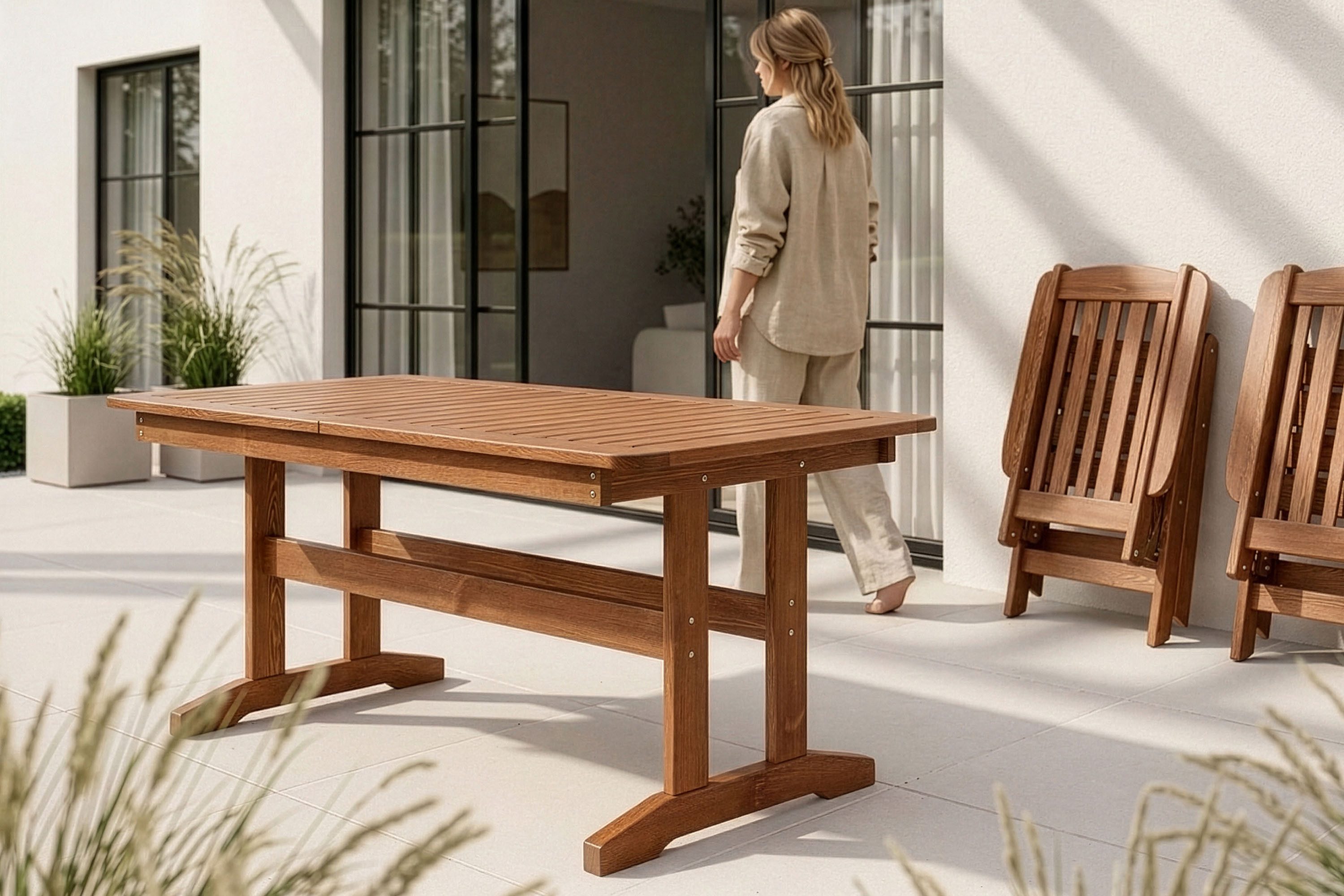 KONSIMO® Gartentisch ALCES Ausziehbarer Gartentisch, FSC-zertifiziert, handgefertigt (1x Tisch, Maße: 160-210x73x90 cm), hergestellt in der EU, Kiefernholz