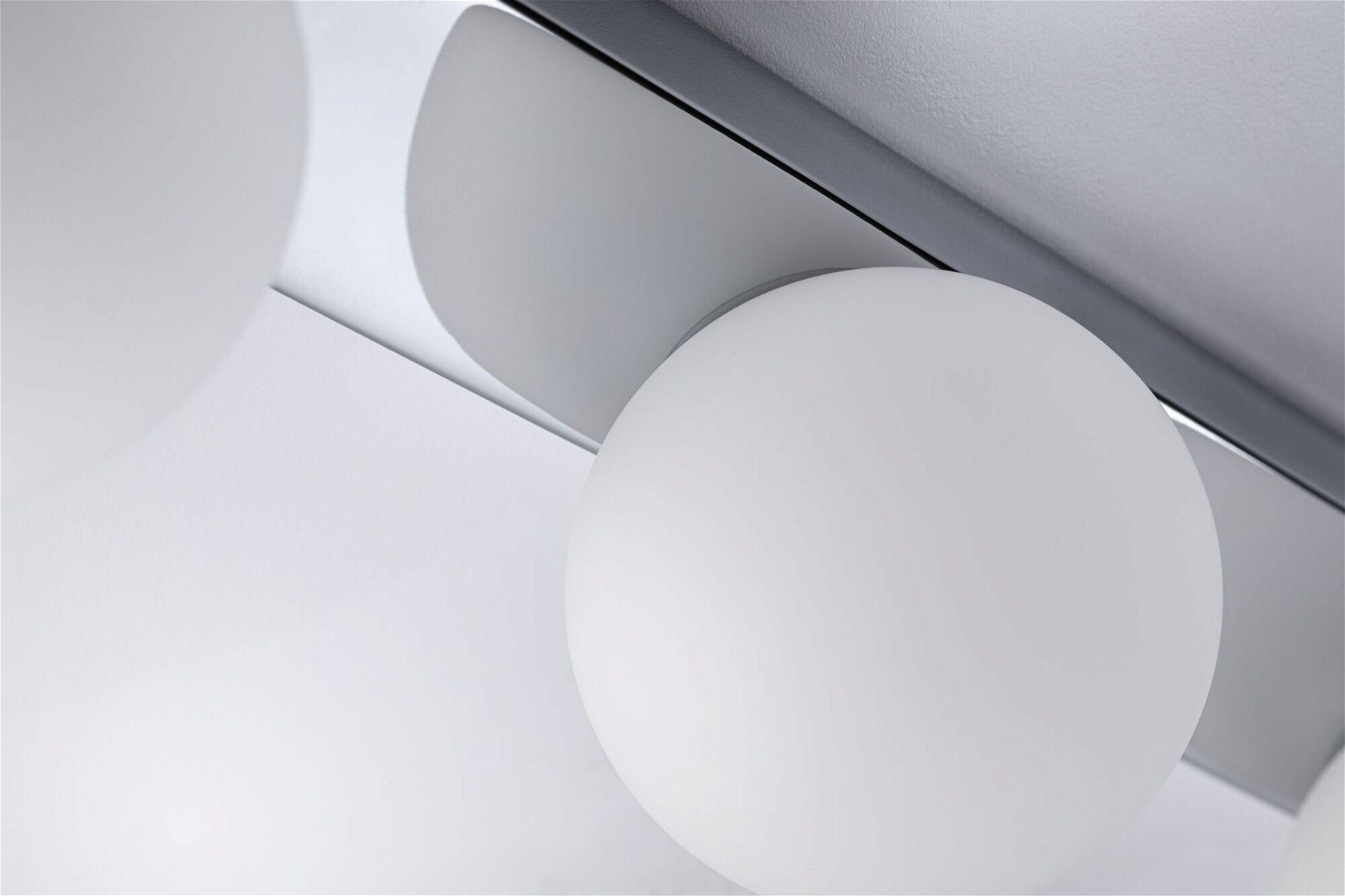 Gove Satin/Chrom IP44 Bathroom Balken G9 Leuchtmittel, ohne Selection max. Glas/Metall, 3x20W Deckenleuchte Paulmann