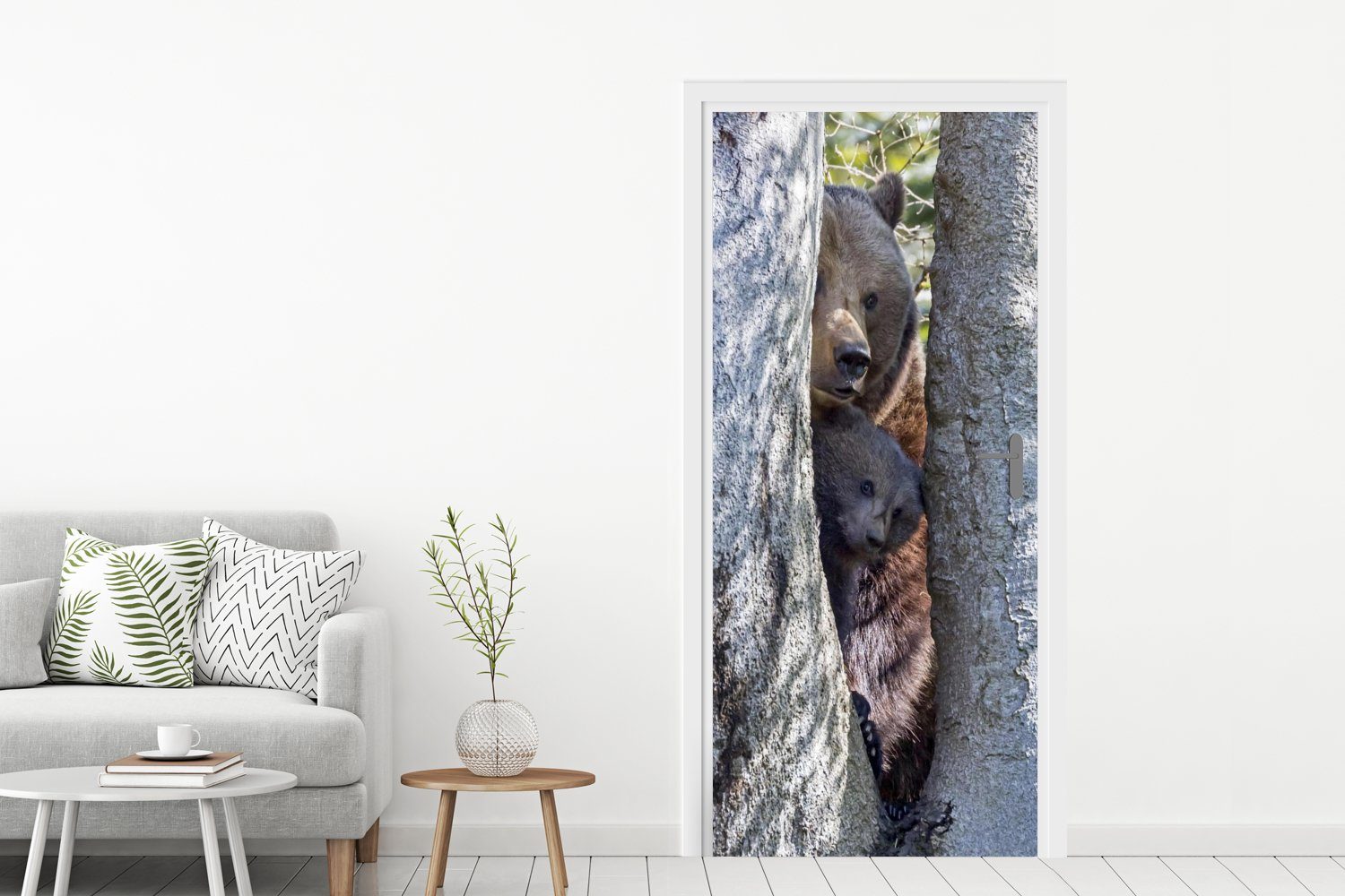 MuchoWow Türtapete Bärenmutter Fototapete bedruckt, Matt, einem Junges ihr und cm (1 an für Tür, Baum, stehen St), 75x205 Türaufkleber
