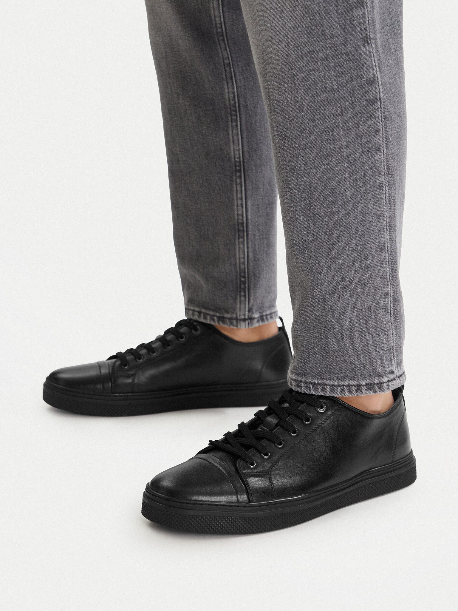 LASOCKI Lasocki Herrensneakers Schwarz Lasocki-CEO-REZA-04 MI25 Schwarz Sneaker