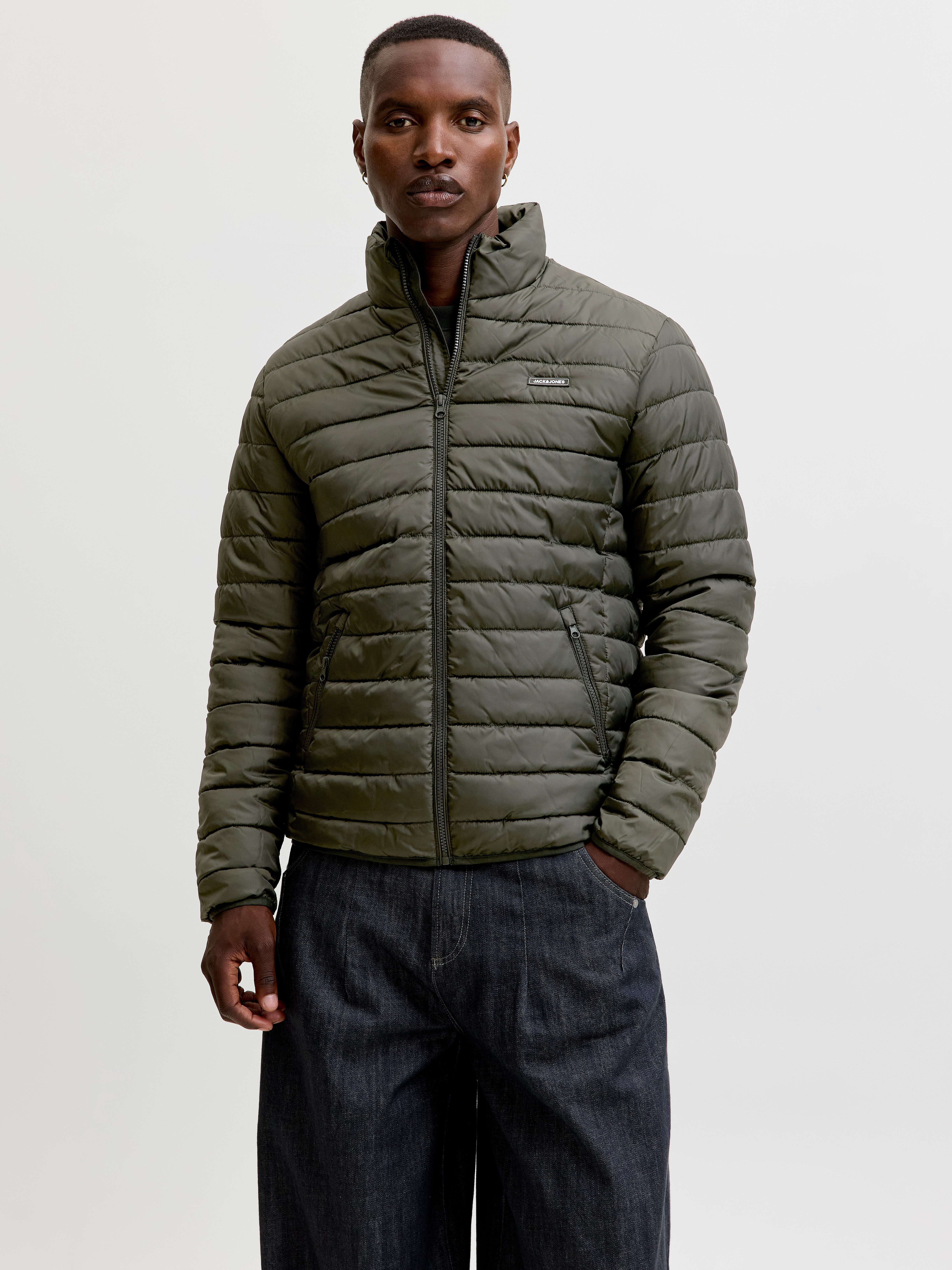 Jack & Jones Steppjacke JJELVIS LIGHT PUFFER COLLAR Kunstfaser, regular fit