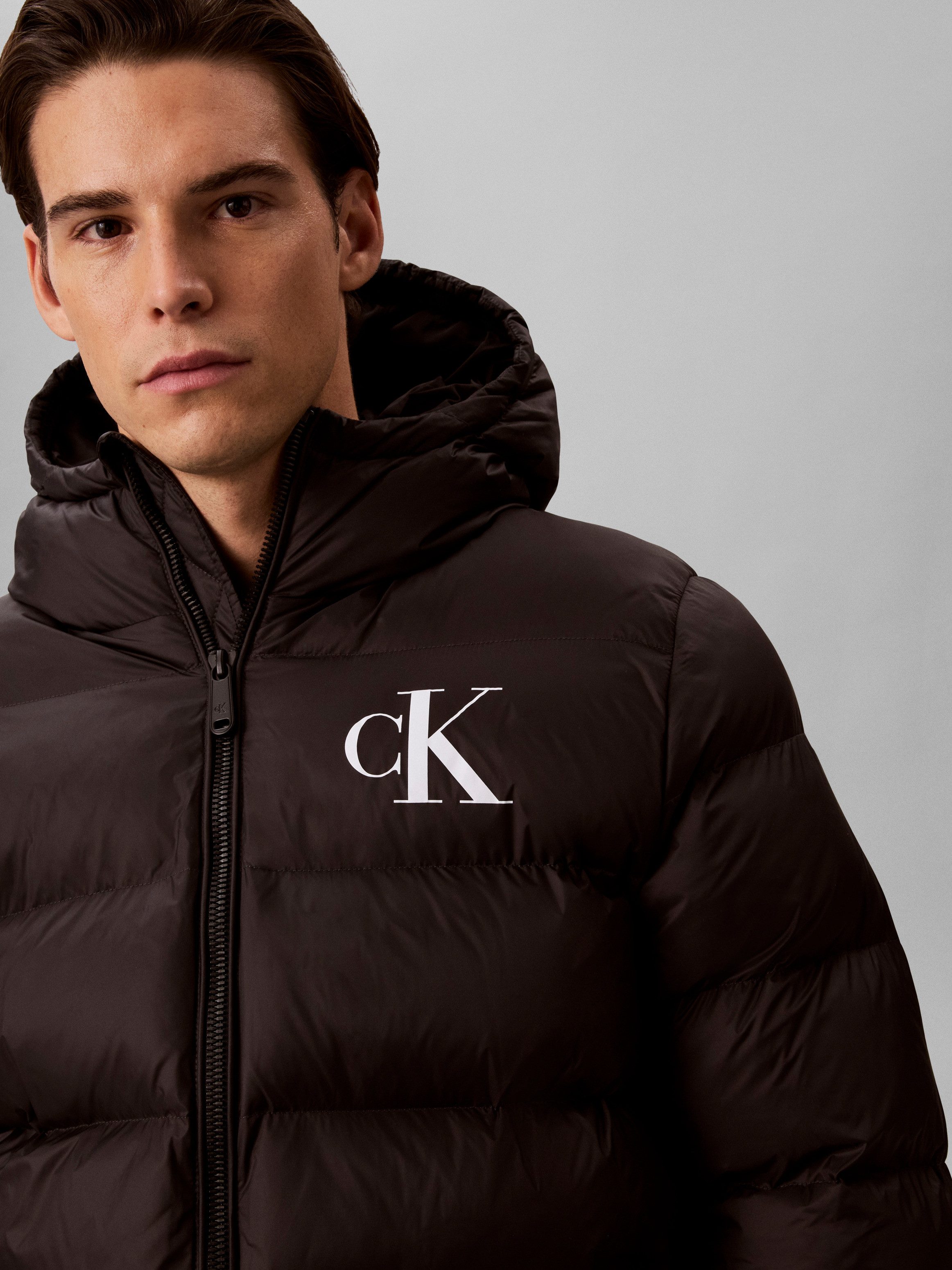 Calvin Klein Jeans Steppjacke 2-Wege-Zipper, Regular Fit, Logodruck – Bild 2 von 5