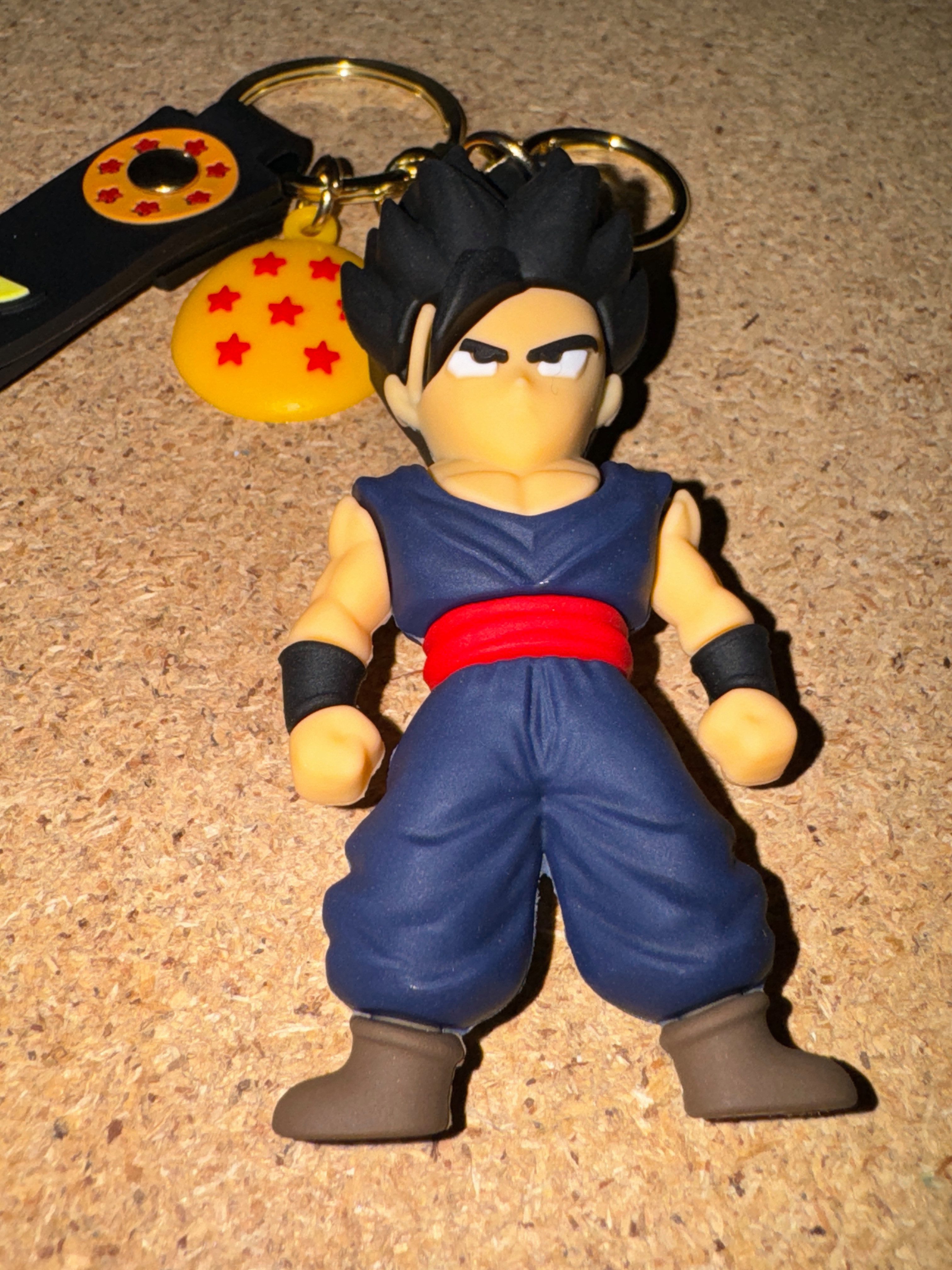 Stelby Schlüsselanhänger Dragonball Songohan Schlüsselanhänger 3D Gummi, Strapazierfähiges & flexibles Material für langlebige Nutzung