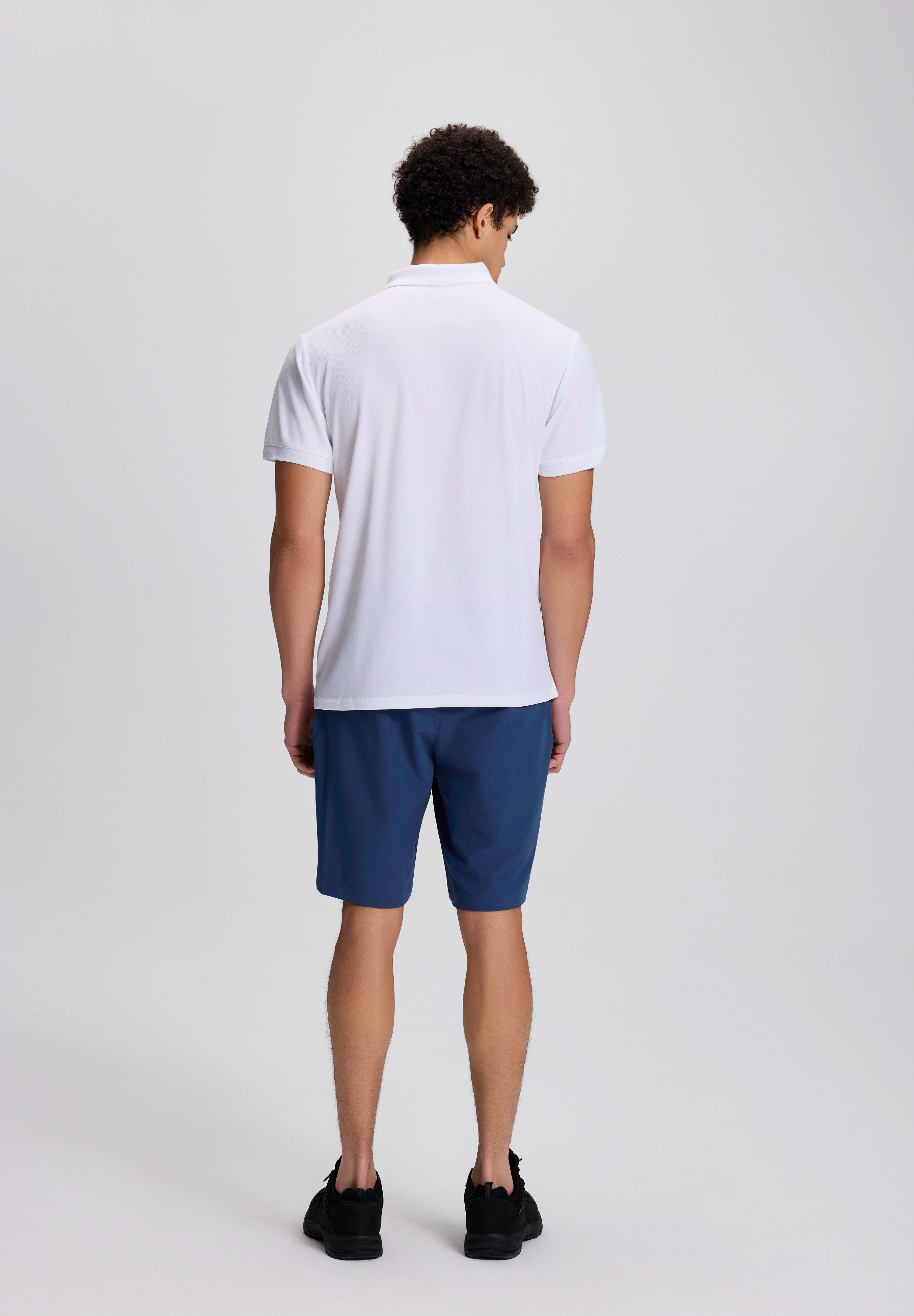 Icepeak Poloshirt H POLOSHIRT BELLMONT Kurzarm-Ausführung, mit Polokragen und Knopfleiste, unifarben