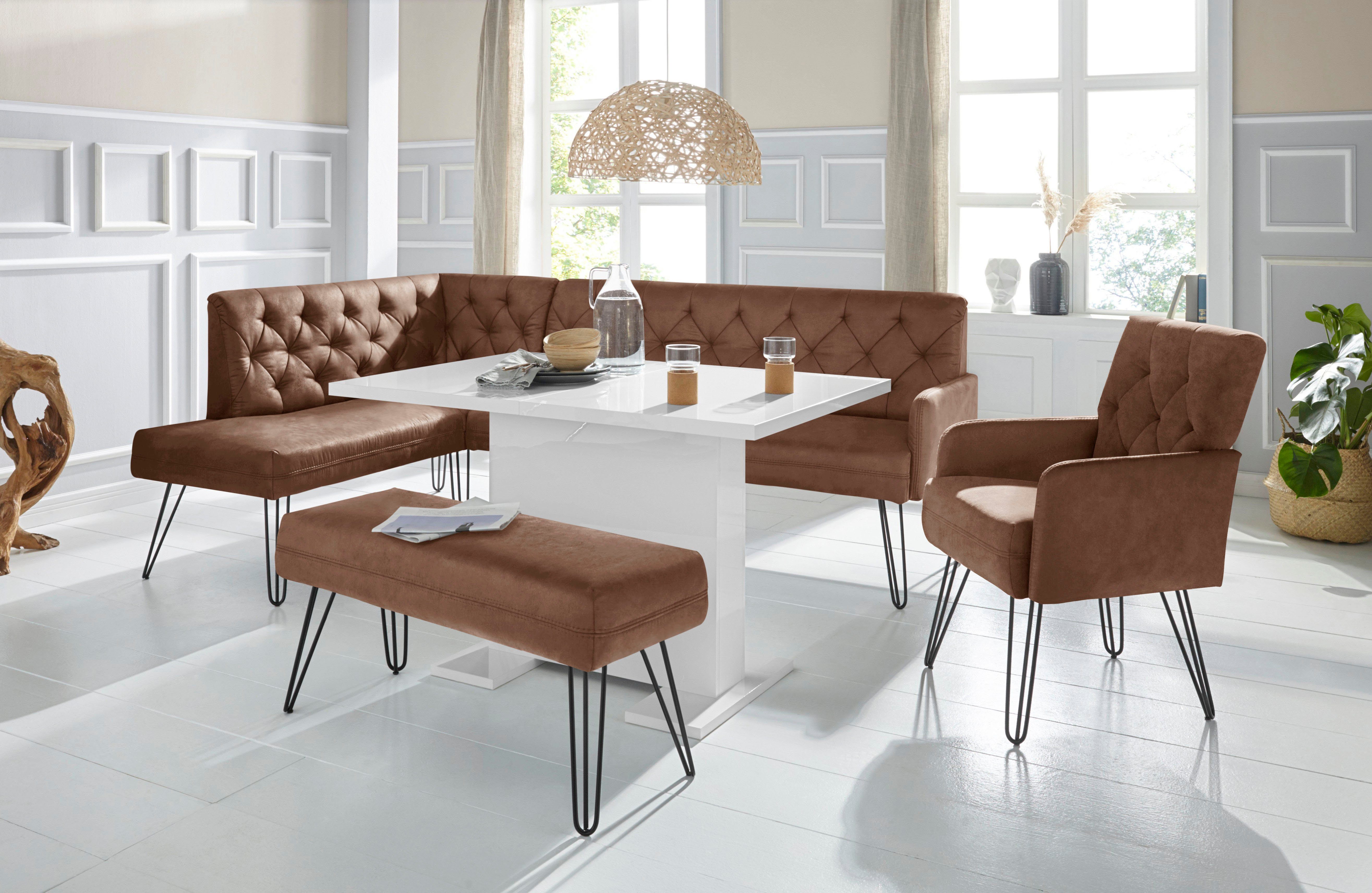 exxpo - sofa fashion Eckbank Doppio, Chesterfield Optik, komfortabel und bequem, hohe Designfüße, Frei im Raum stellbar
