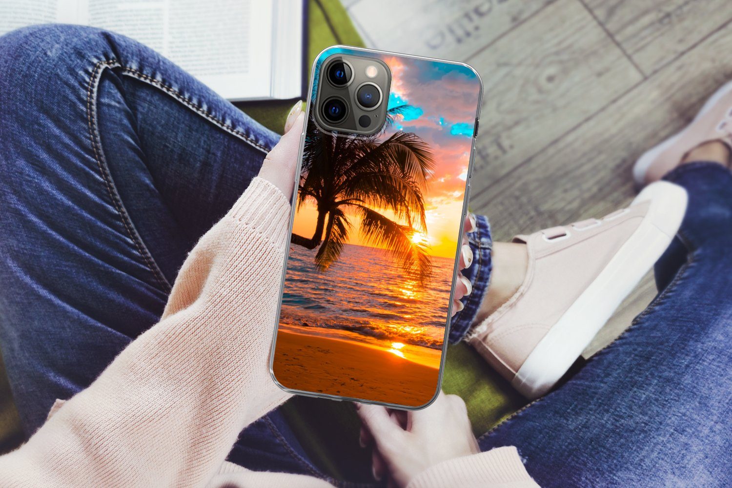 MuchoWow Handyhülle für Apple iPhone 13 Pro Max Palme - Sonnenuntergang - Horizont - Stran, Smartphone-Bumper, Print, Handy Schutzhülle Dünn