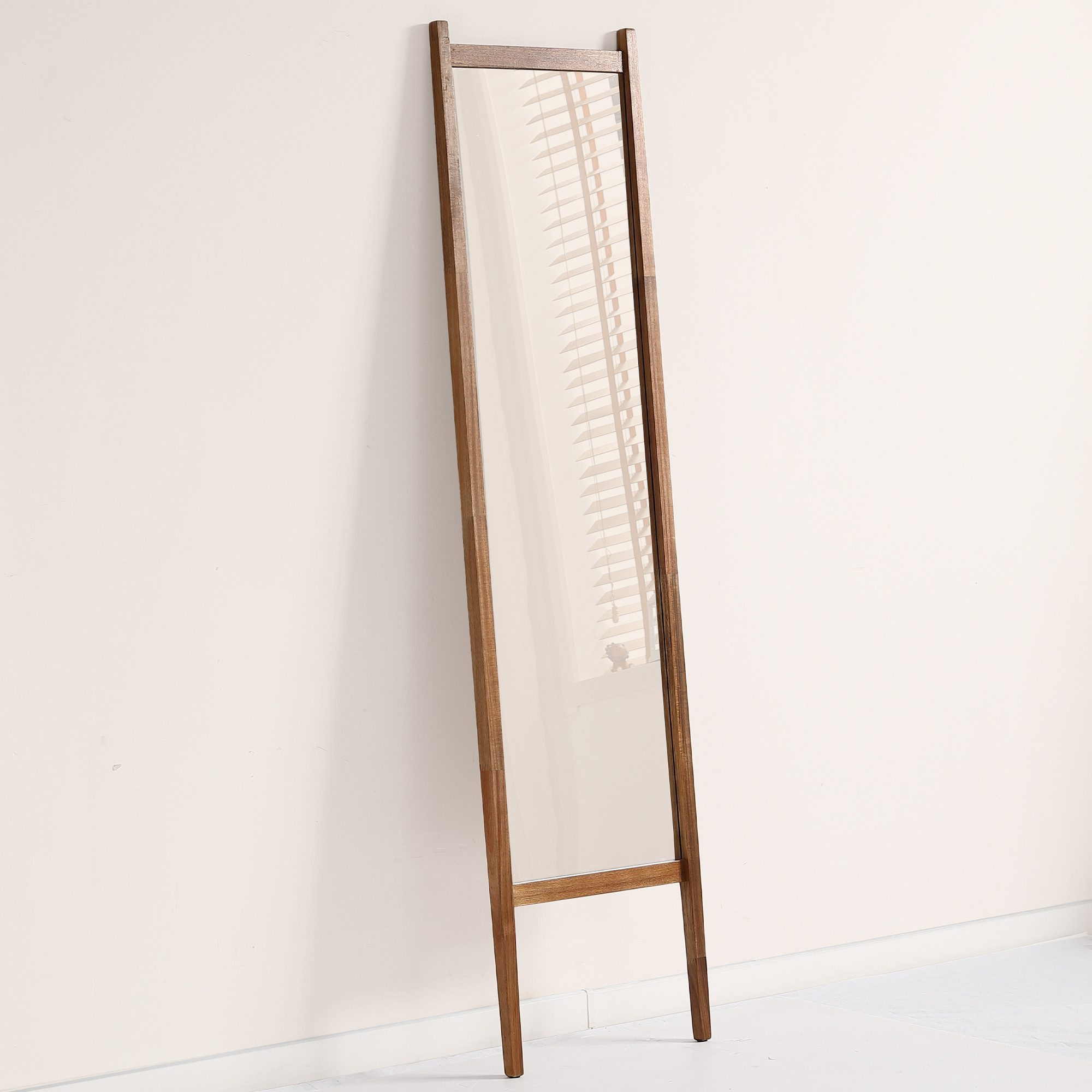 LIM HOME Ganzkörperspiegel SW050 (Packung, 1-St), Erstklassiger massiver Holzrahmen