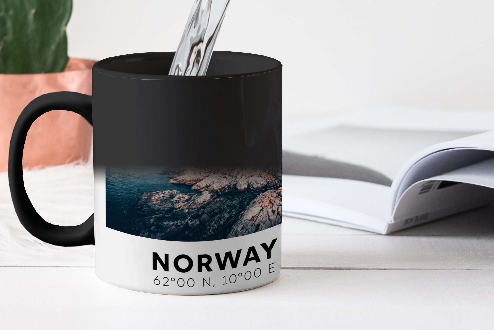 - MuchoWow Winter, Norwegen Geschenk Tasse Skandinavien Farbwechsel, - Zaubertasse, Keramik, Kaffeetassen, - Bergen Teetasse,