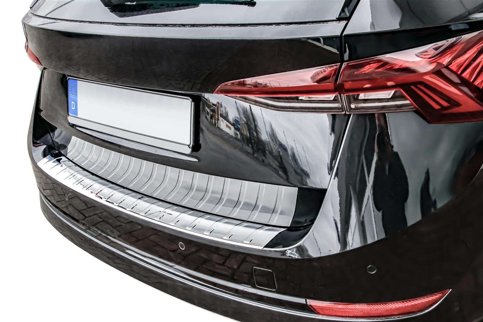 RECAMBO Ladekantenschutz für SKODA Octavia 4 Kombi, ab 2020- Stoßstangenschutz, V2A rostfrei, Exklusive Optik, praktischer Schutz & perfekte Passform