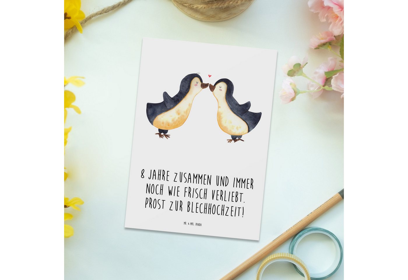 Thumbnail - Mr. & Mrs. Panda Postkarte 8. Hochzeitstag Blechhochzeit - Weiß - Geschenk, Jubiläumsliebe, Kart
