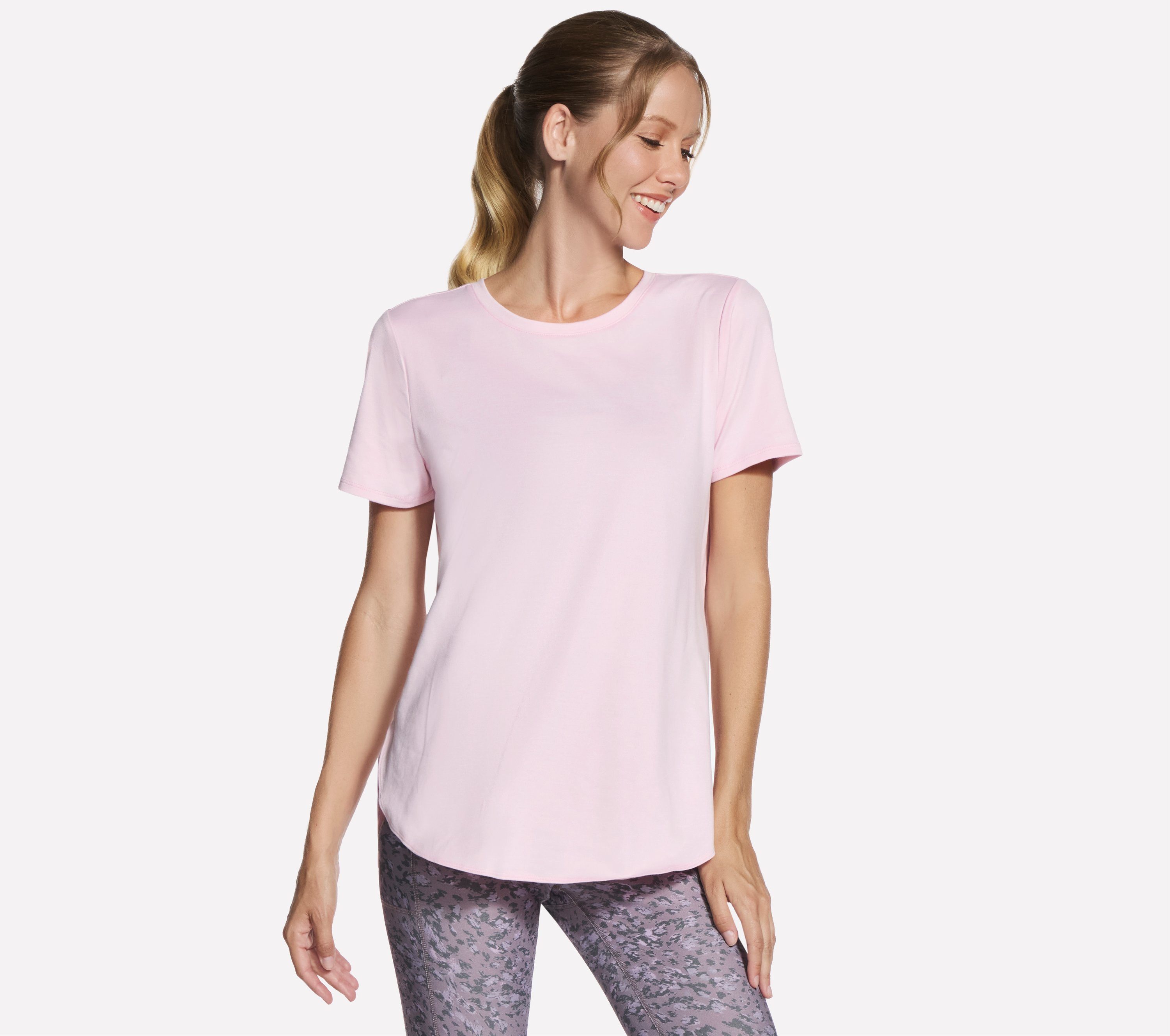 Skechers Funktionsshirt Tunic Tee mit Markenlabel, aus Polyester und Elasthan, elastisches Material