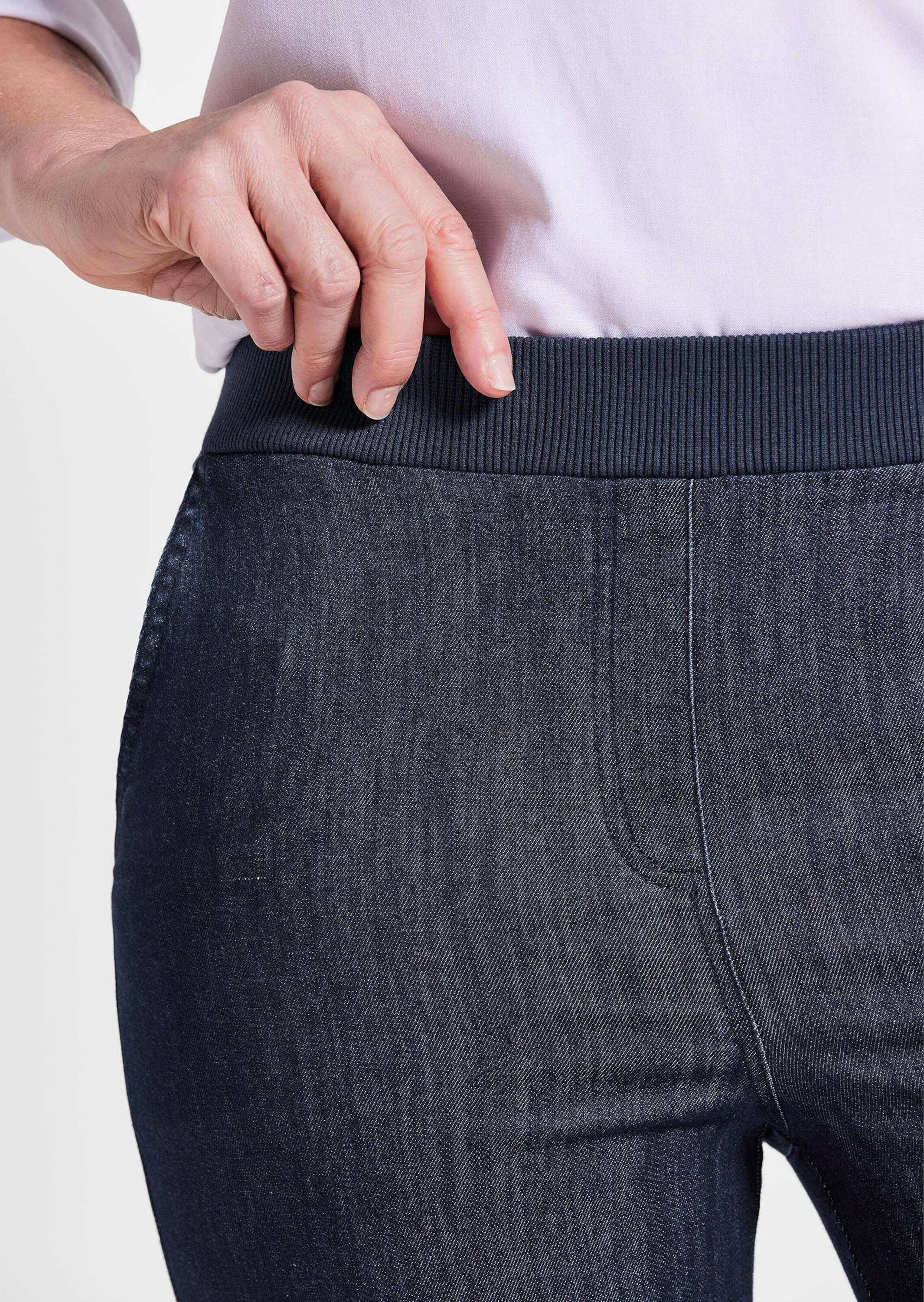 GOLDNER Stoffhose Kurzgröße: Schlupfhose mit weiter Passform, knöchellang, elastischer Bund