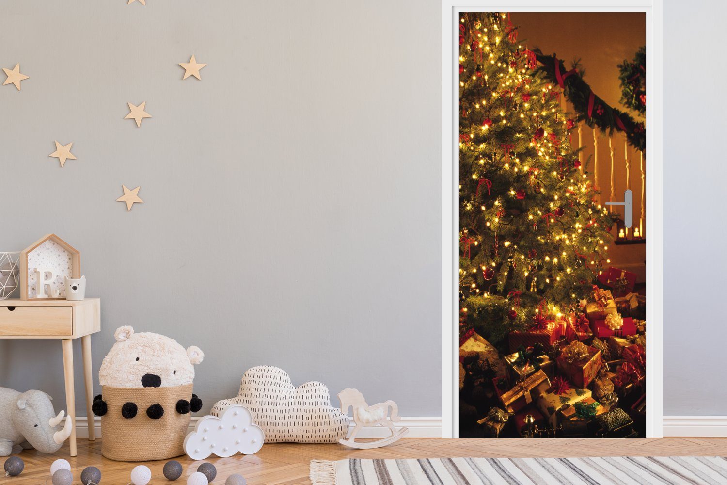 für Tür, MuchoWow Türaufkleber, Weihnachtsbaum cm 75x205 St), - Weihnachten Matt, bedruckt, Fototapete Türtapete Weihnachtsschmuck, (1 -