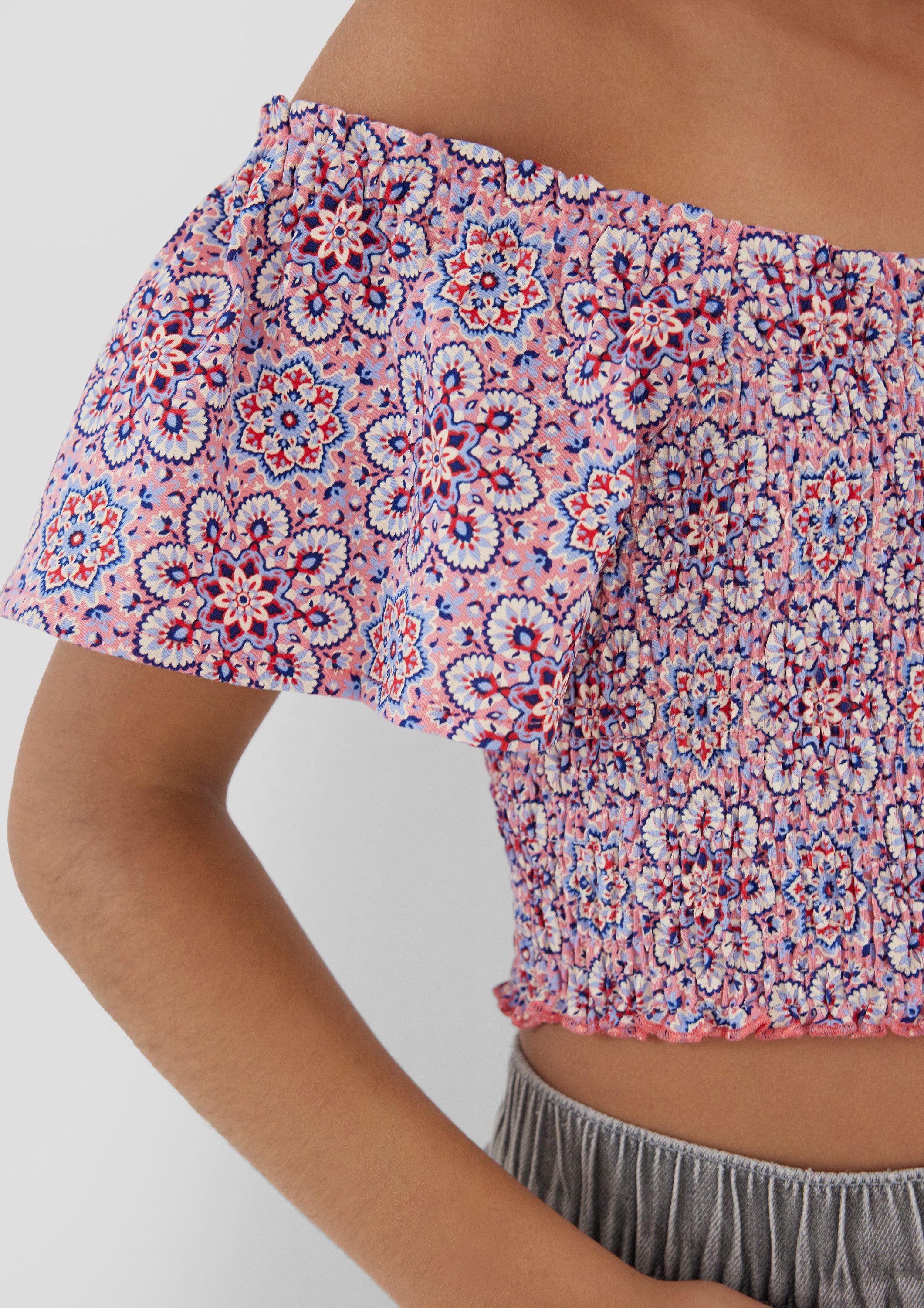 s.Oliver Kurzarmshirt T-Shirt Off-Shoulder-Top mit Smok-Detail und Volantärmeln
