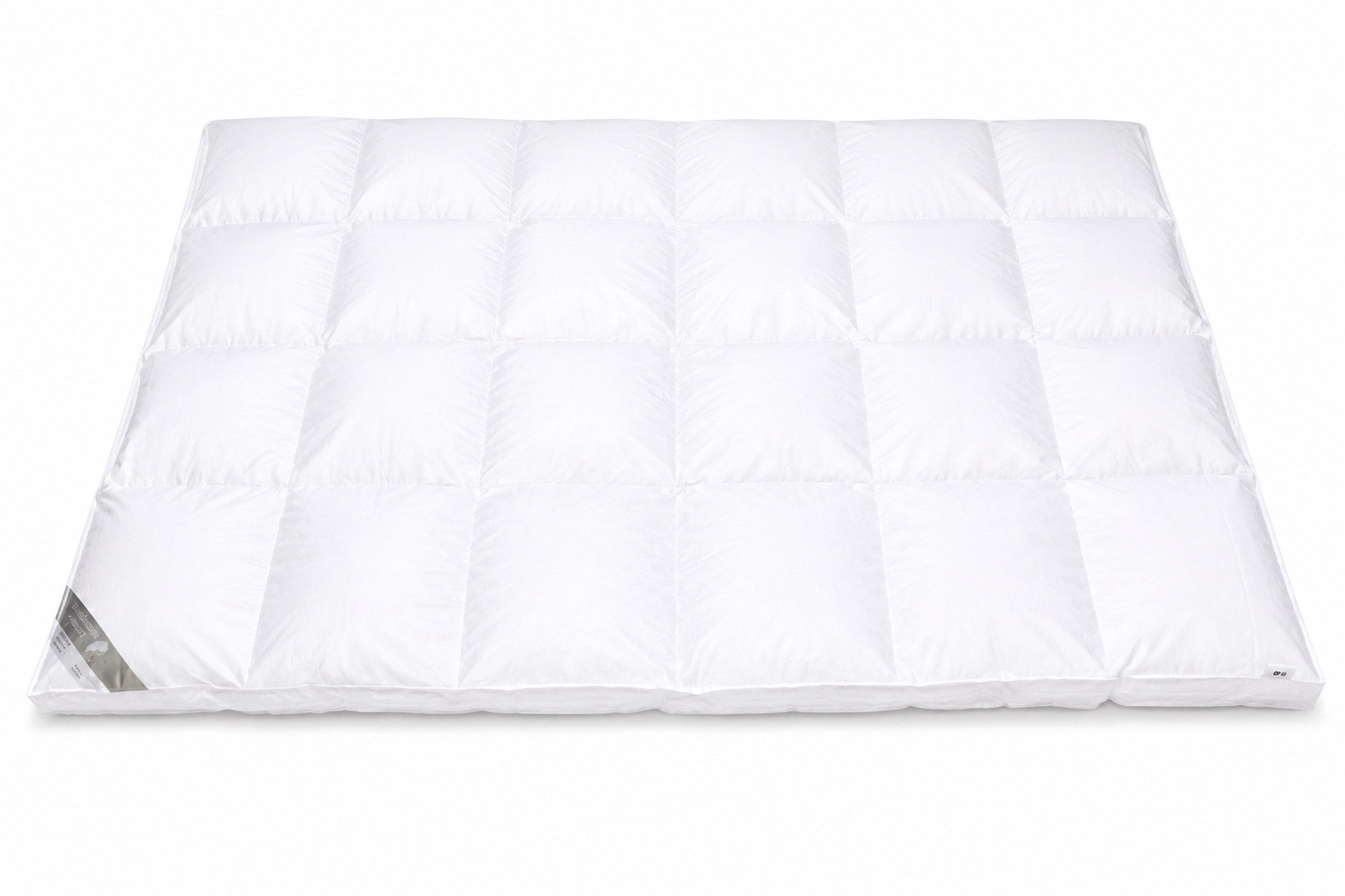 Betten Hofmann Daunenbettdecke Betten Hofmann Premium Winter Daunendecke 155x220 cm 8cm Außensteg 4x6, Füllung: 100% Daunen, Bezug: 100% Baumwolle, mit 8 cm hohen Innen- und Außenstegen