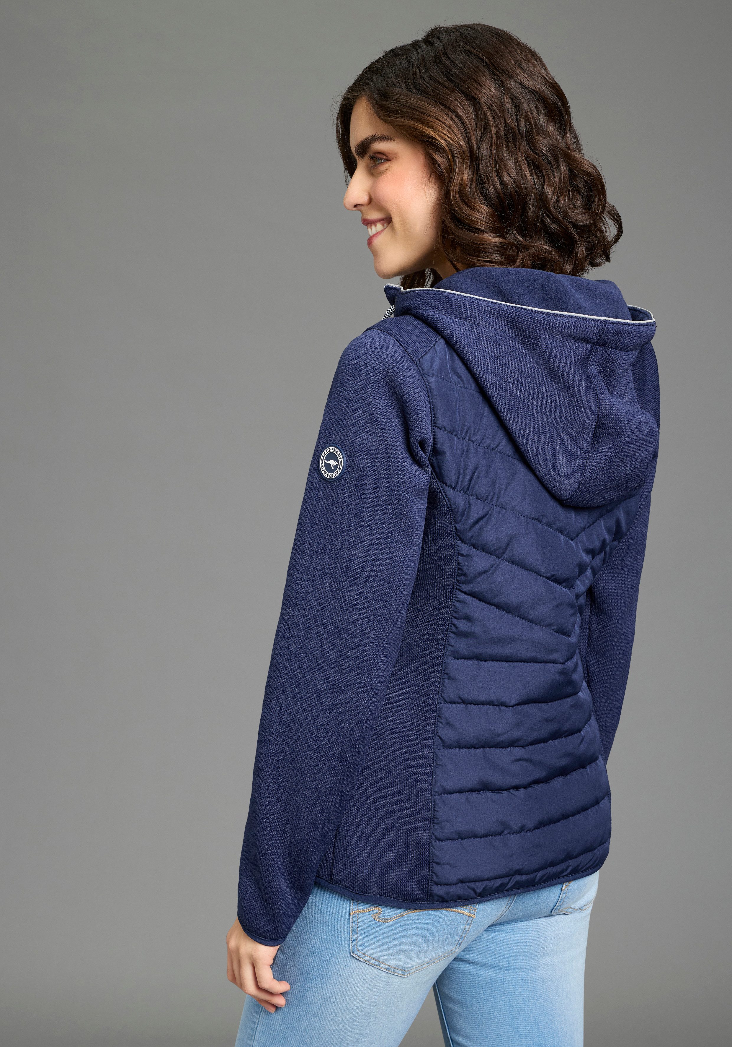 KangaROOS Hybridjacke Übergangsjacke mit Kapuze Reißverschlusstaschen Innen günstig online kaufen