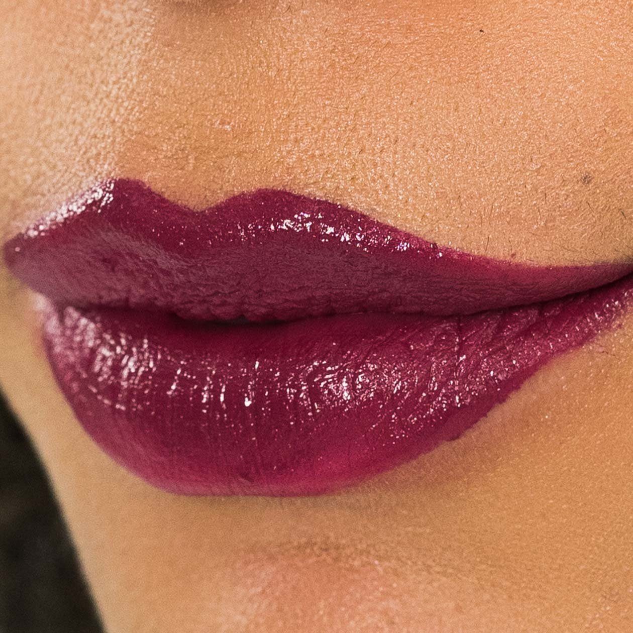 mit 6701 Lippen kühles, passendem - Gokos farblich Lipliner. für Lippenstift perfekt emotional Ein beeriges intensives, LipDesigner, definierte Weinrot,