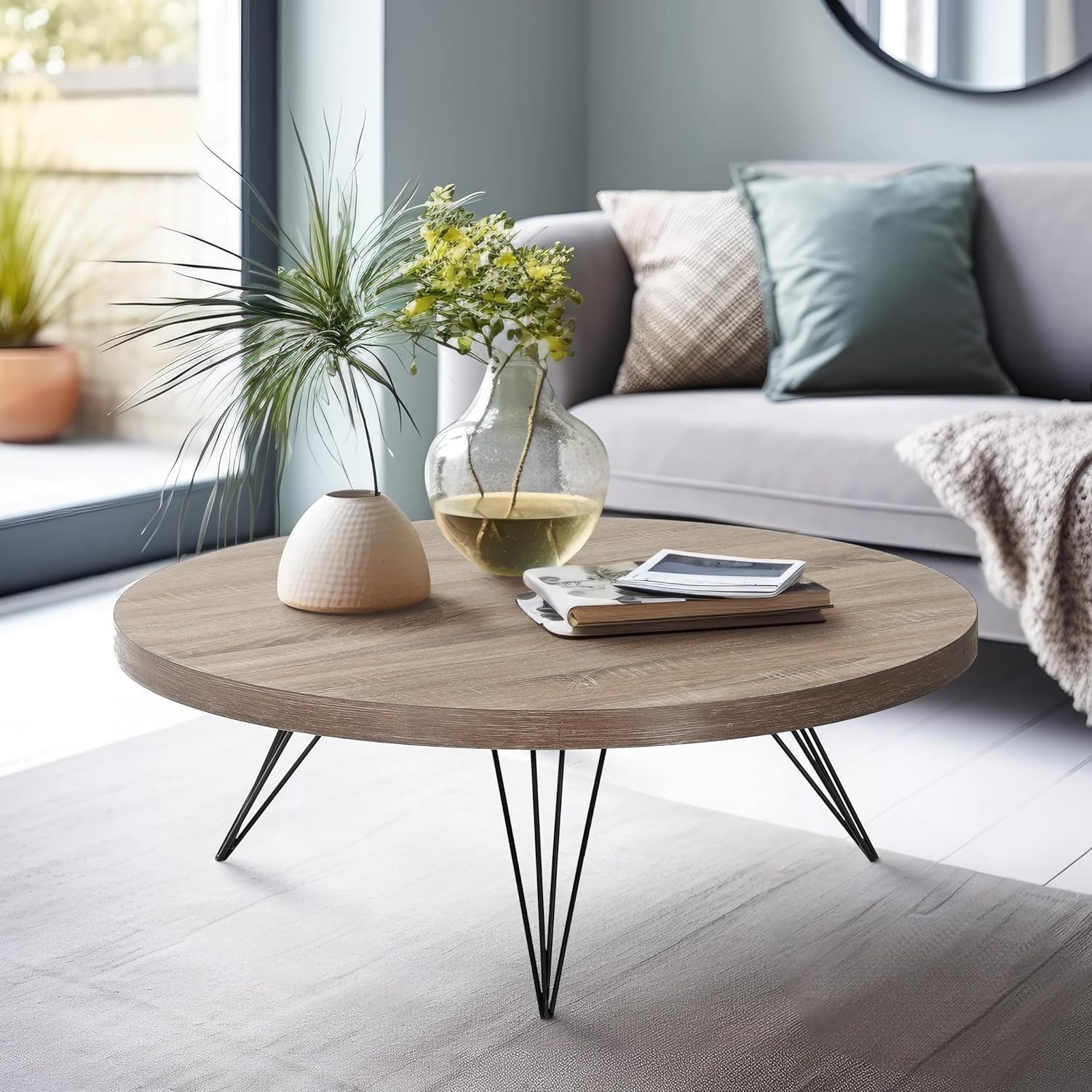 Wohnando Couchtisch Couchtisch "Hestia", rund 90x90x32cm, in Eichenoptik braun, Wohnzimmer, Sofatisch, Minimaltisches Design, Holz Dekor