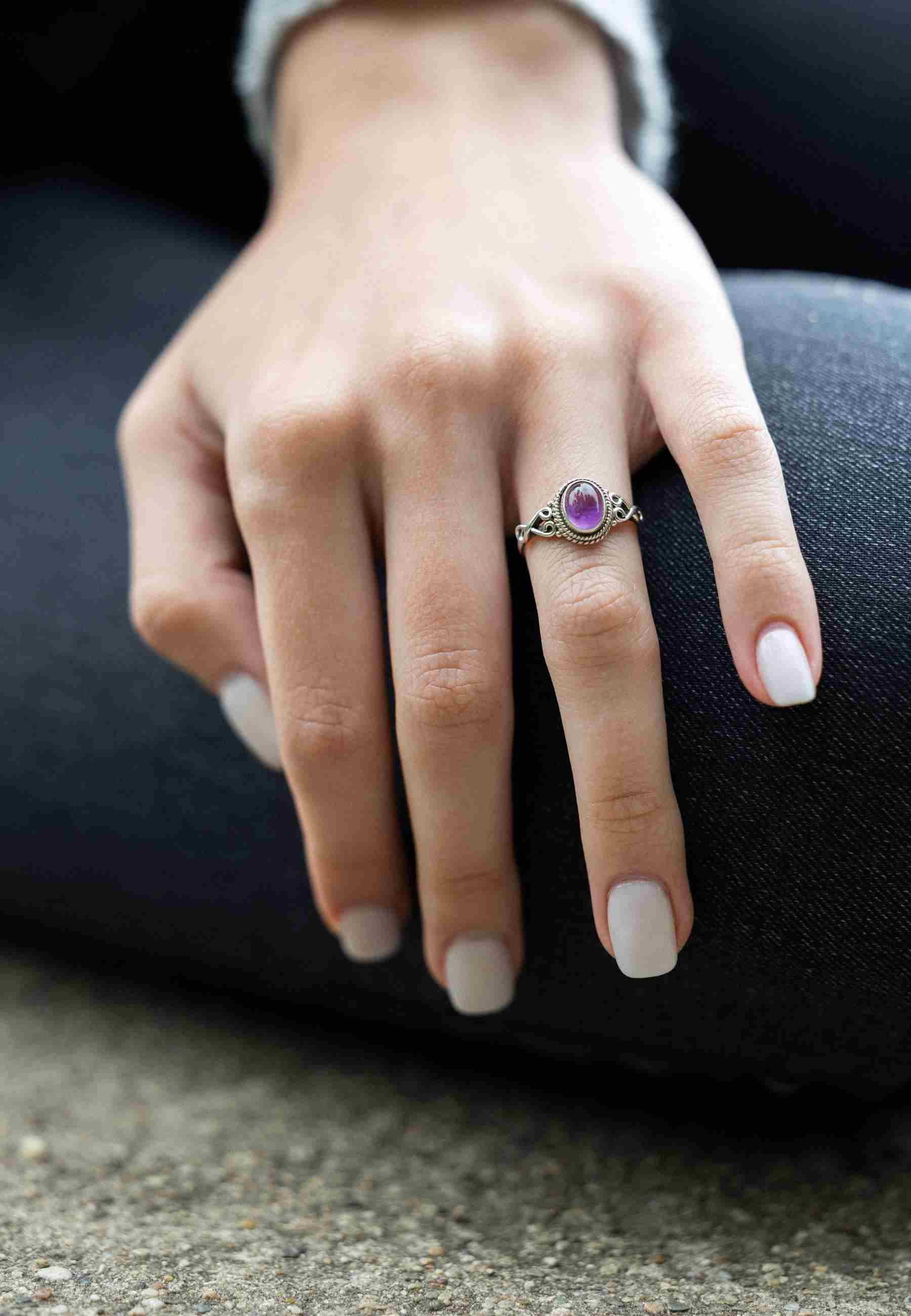 mantraroma Silberring BAGHIMI oval aus 925 Silber mit Amethyst (Ring mit Sc günstig online kaufen