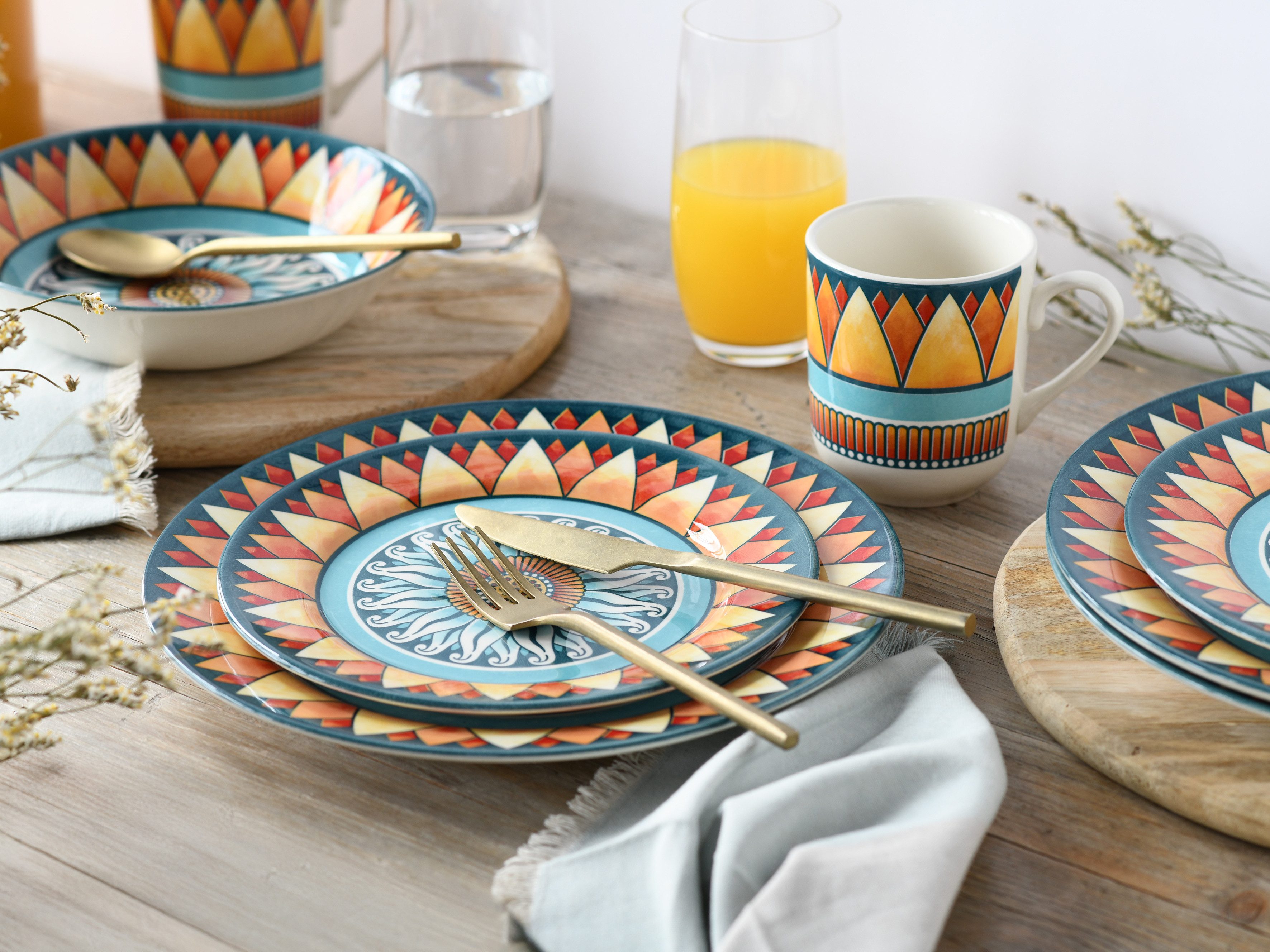 CreaTable Kombiservice Soleil (16-tlg), 4 Personen, Steingut, Sonnenmotiv