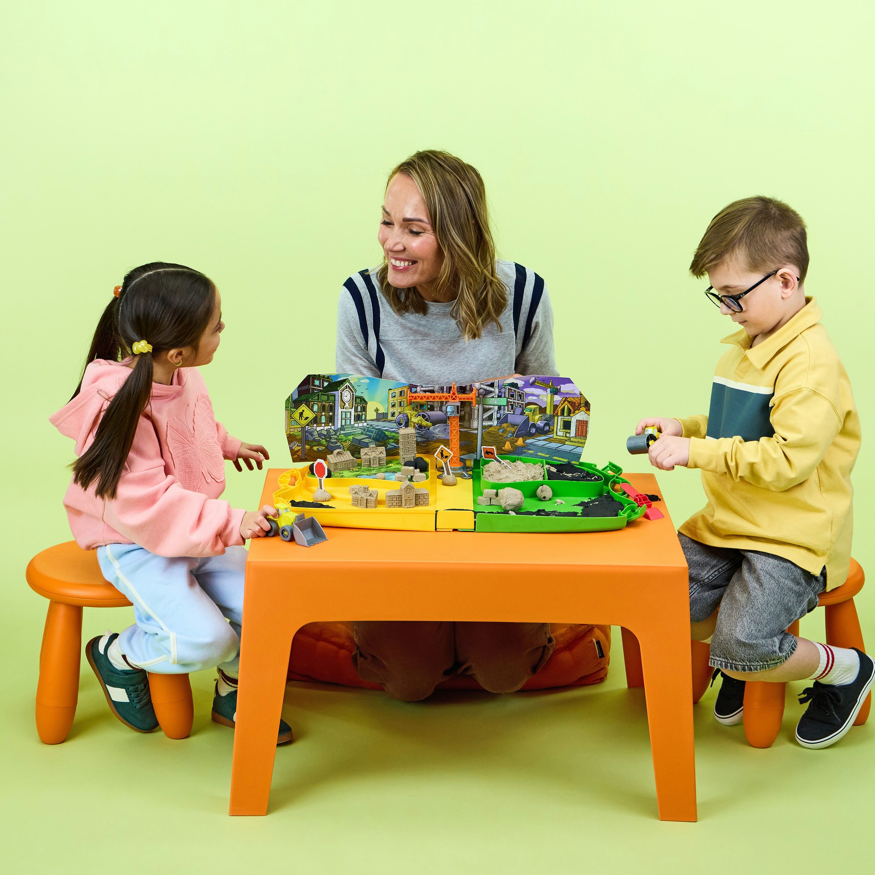 Spin Master Kreativset Kinetic Sand Deluxe Baustellen-Koffer