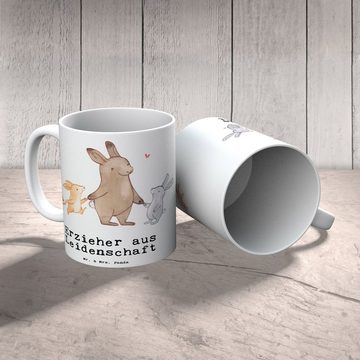 Mr. & Mrs. Panda Tasse Pinguin Surfer - Weiß - Geschenk, Hawaii, Urlaub, Große Tasse, Wellen, XL Tasse Keramik, Einzigartiges Design