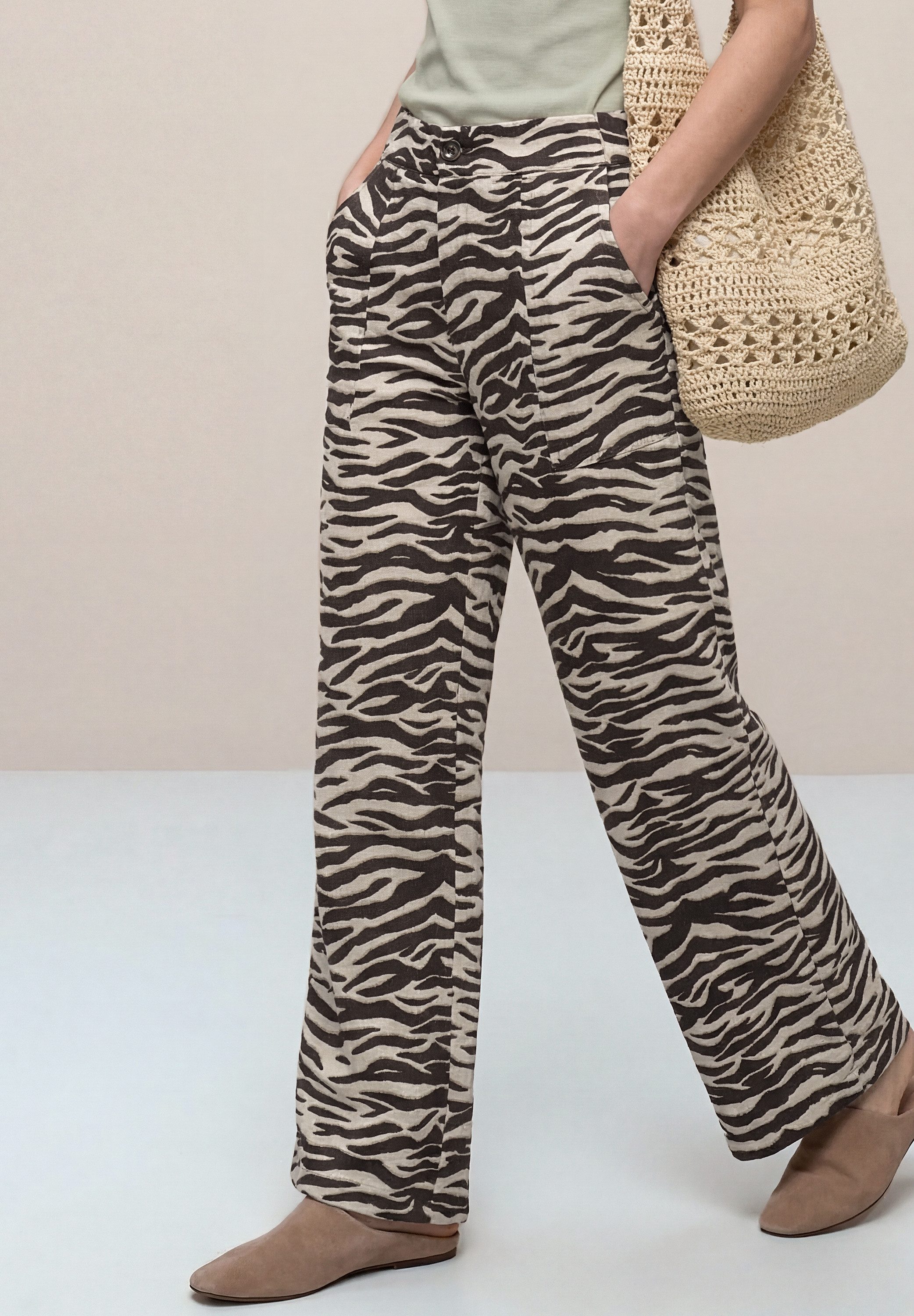 STREET ONE Stoffhose im Loose Fit mit Animal Print