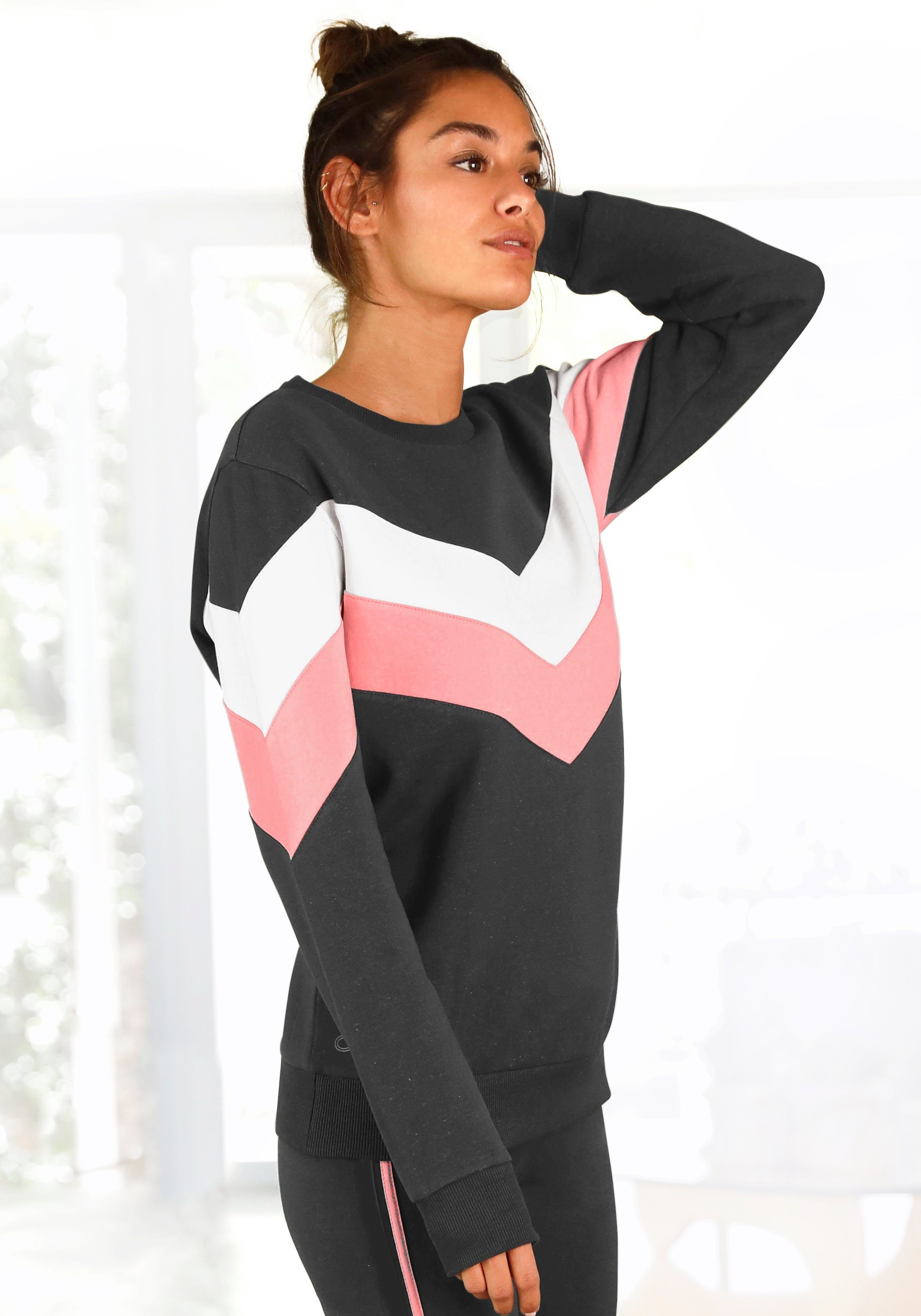 H.I.S anthrazit-rosa-weiß Sweatshirt Ärmeln, Loungeanzug an Kontraststreifen mit und Vorderseite