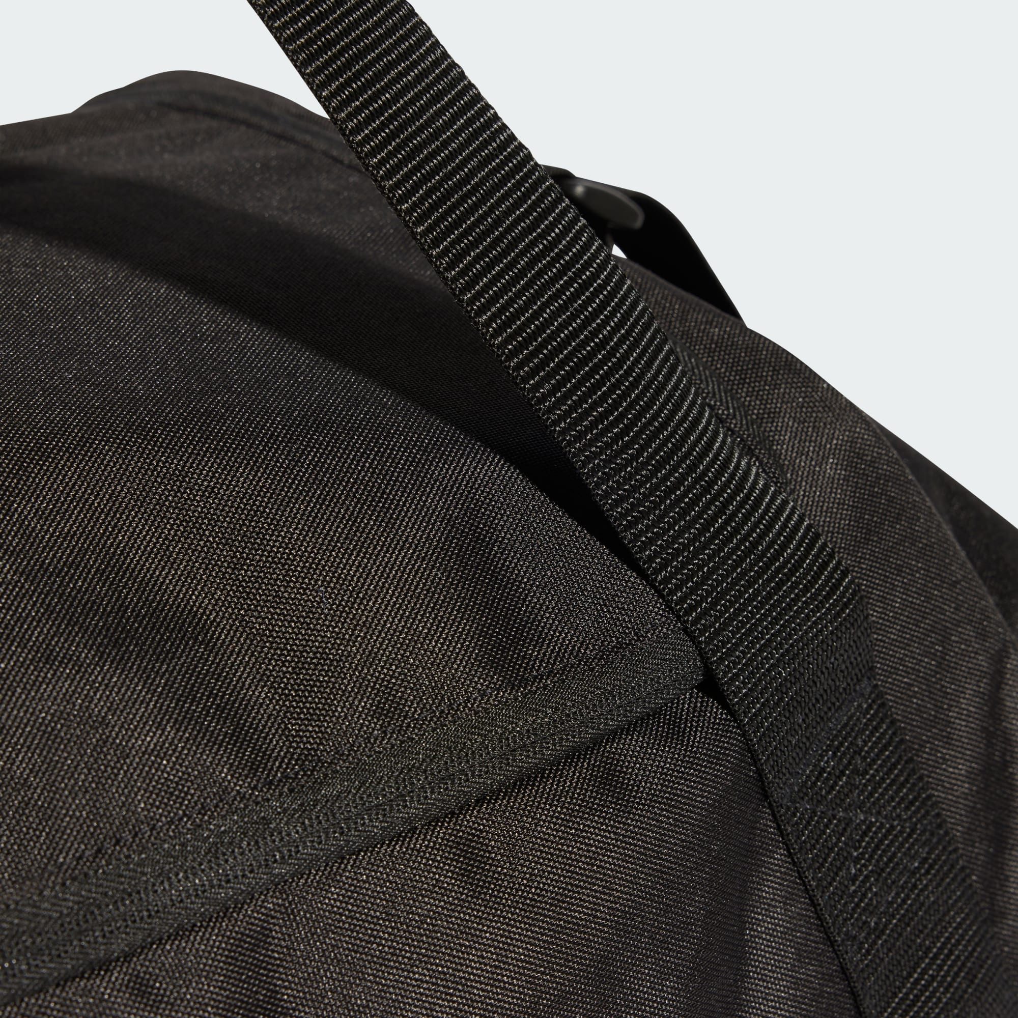 adidas Performance Reisetasche TIRO MEDIUM DUFFELBAG MIT BODENFACH (1-tlg)
