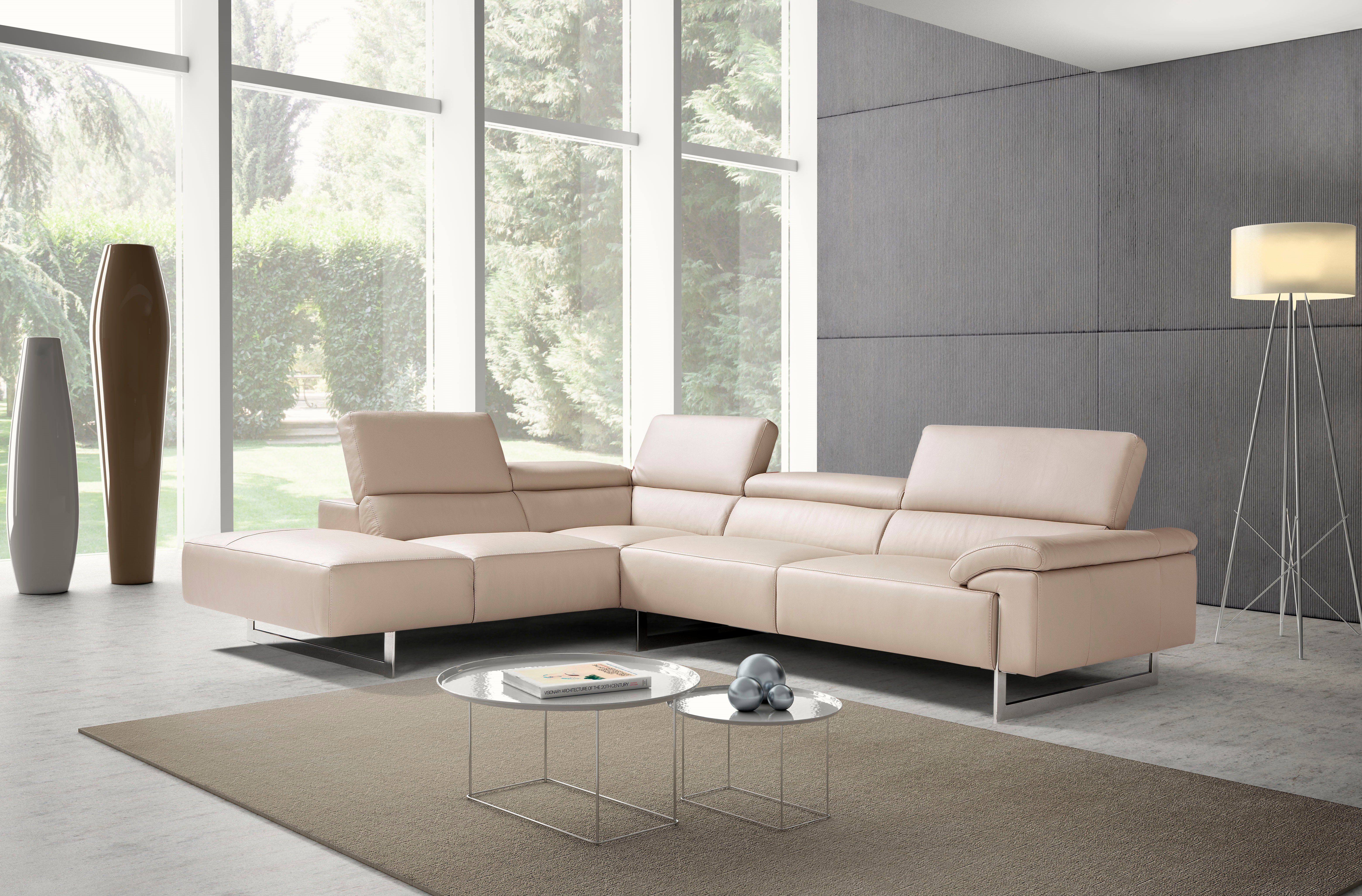 Egoitaliano Ecksofa Malika, elegant und bequem, Designsofa, L-Form, mit Ottomane, inkl. Kopfteilverstellung und chromfarbenen Metallfüßen