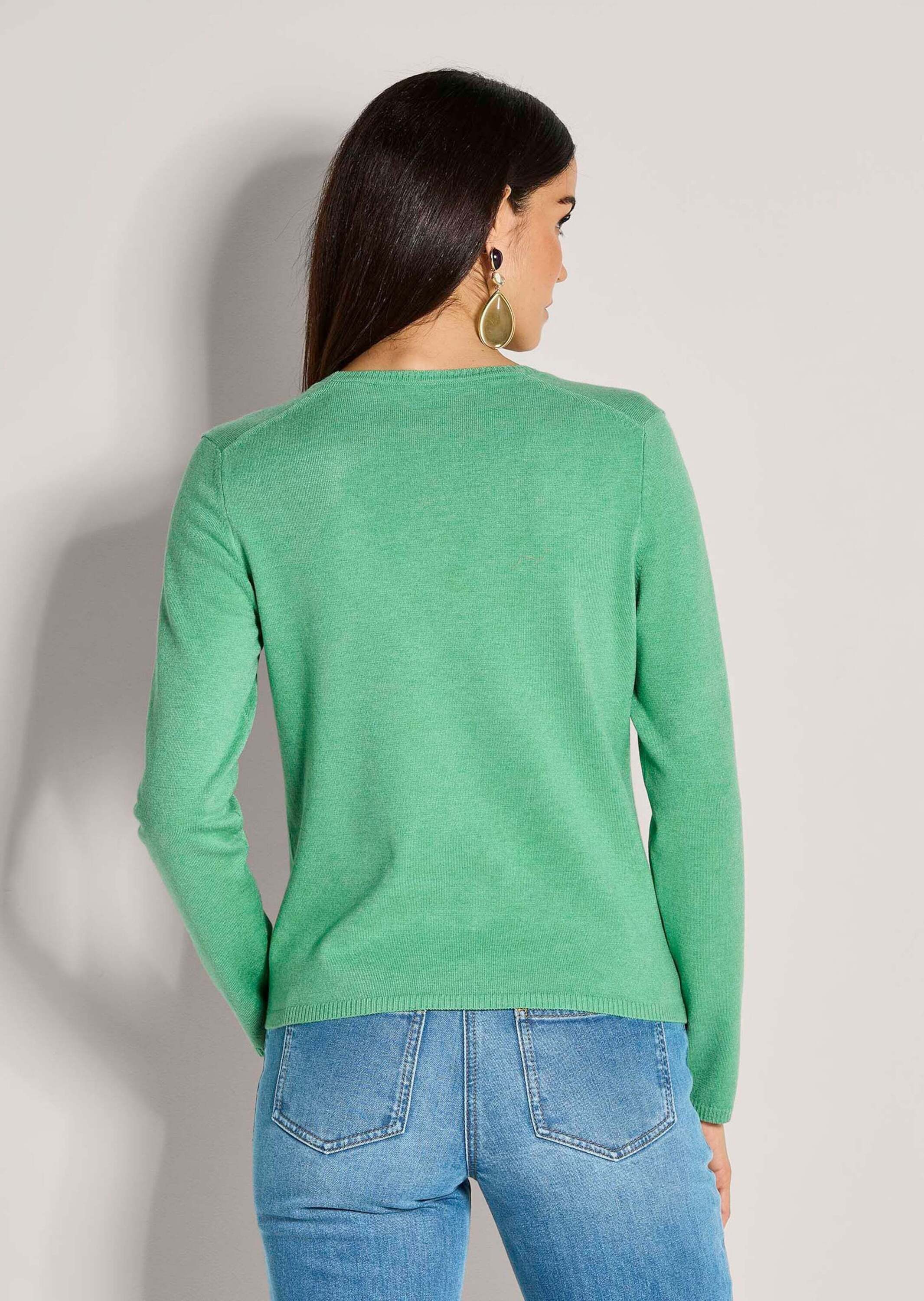 MADELEINE Strickjacke Langarm Jacke im Feinstrick mit V-Ausschnitt Elegante, dünne Jacke mit Knopfverschluss, aus Modal