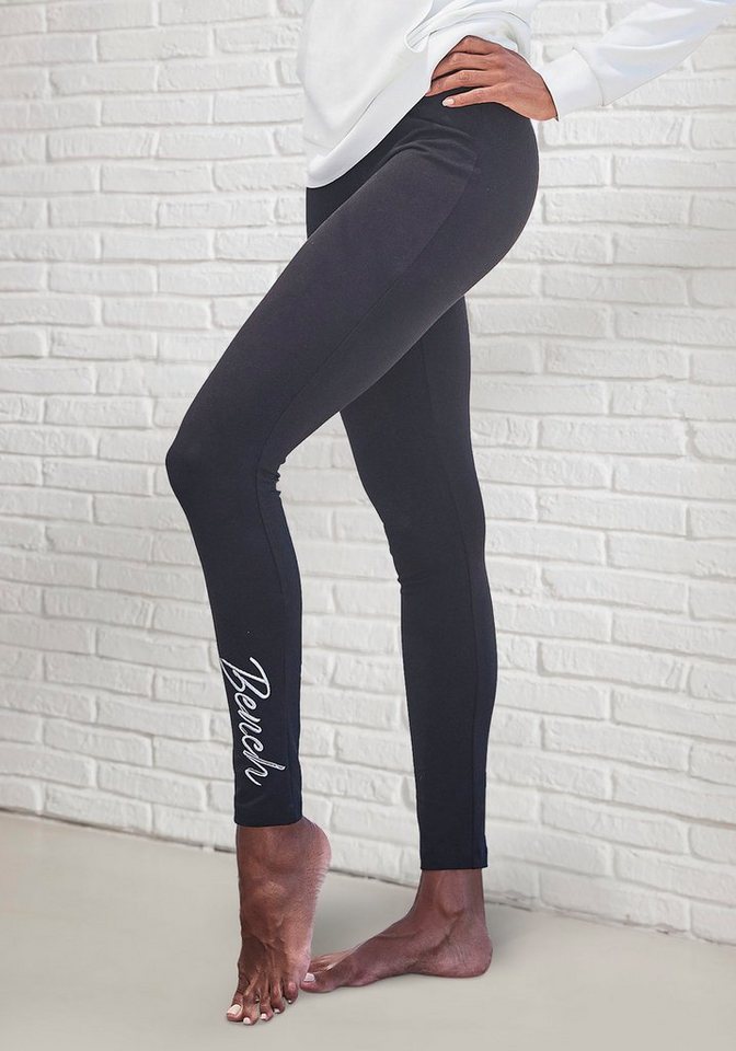 Bench. Loungewear Leggings mit glänzender Logostickerei