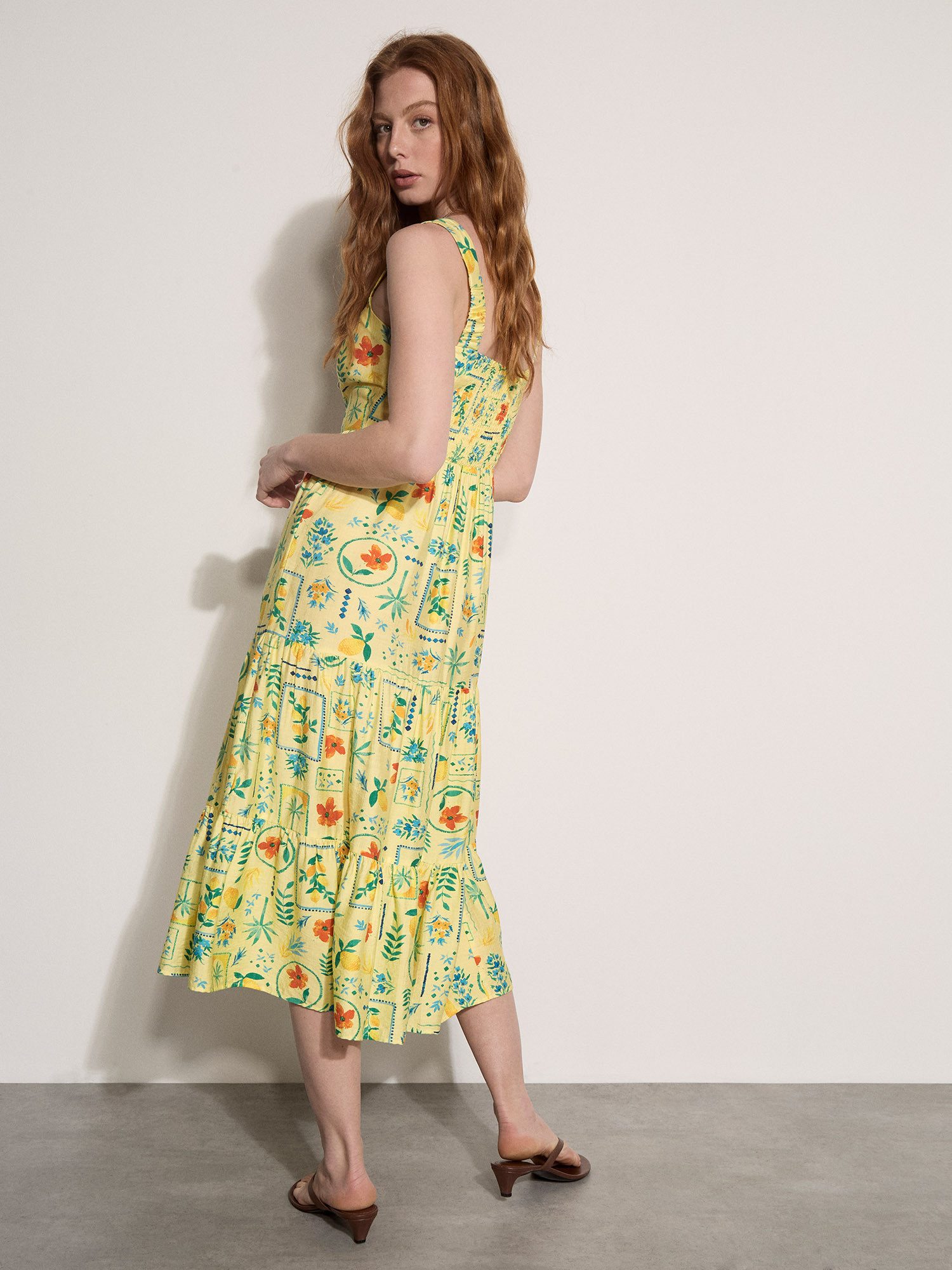 Apricot Midikleid Gestuftes Midi-Kleid mit Raffung und Blumenprint