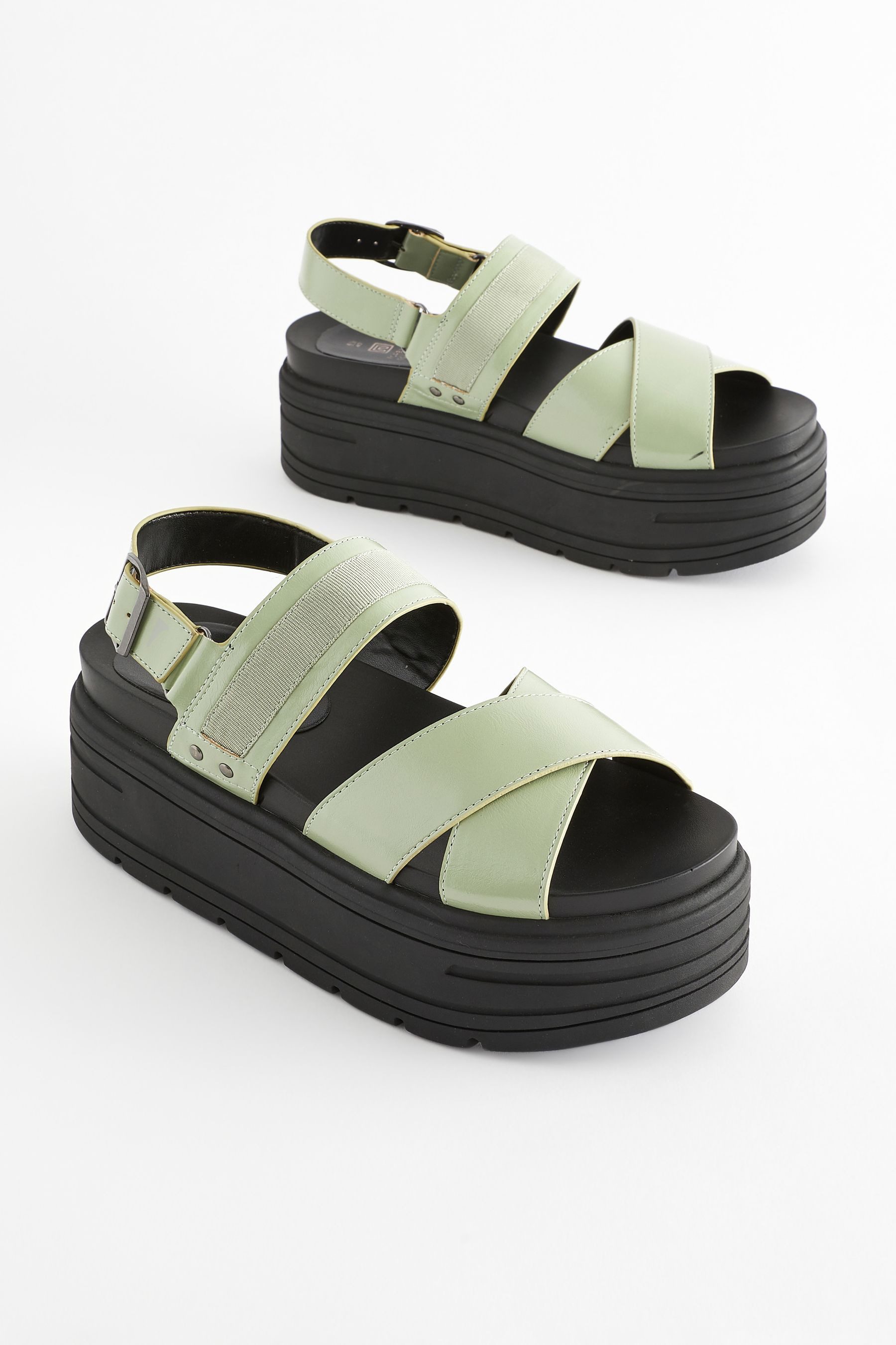 Next Markante Keilabsatzsandalen, extra weite Passform günstig online kaufen