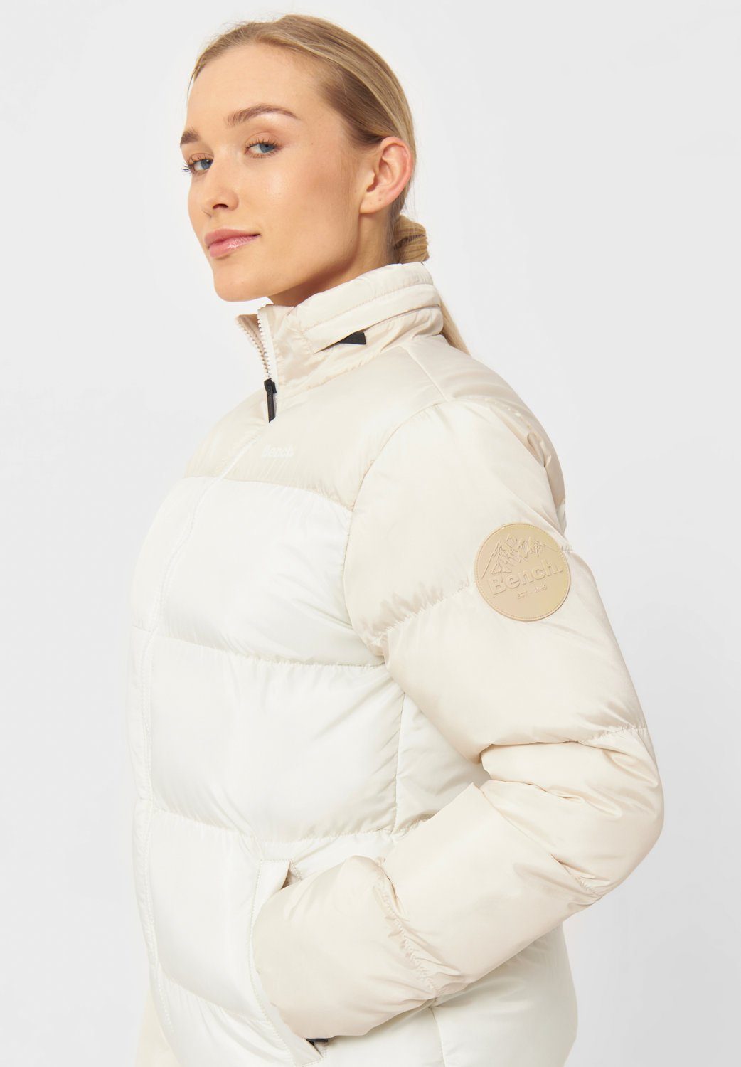 Bench. Steppjacke Puffer Winter Damen Prarie Winter White