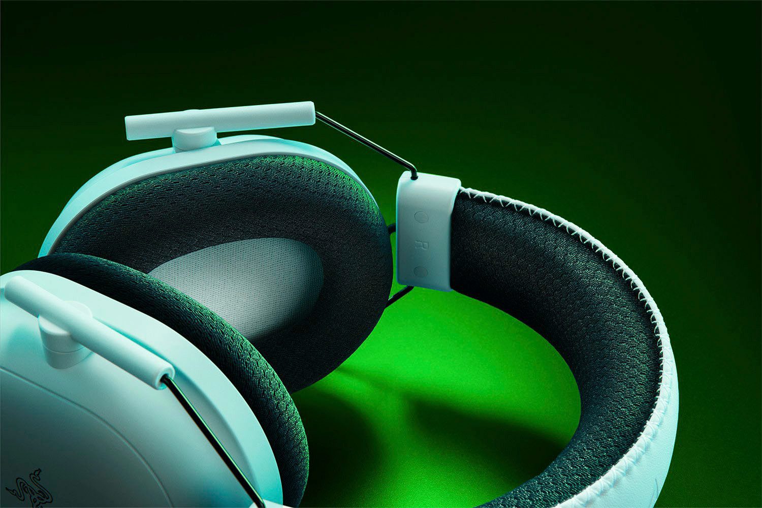 RAZER BlackShark V2 Pro für Xbox Gaming-Headset (Mikrofon abnehmbar, Rauschunterdrückung, Bluetooth)