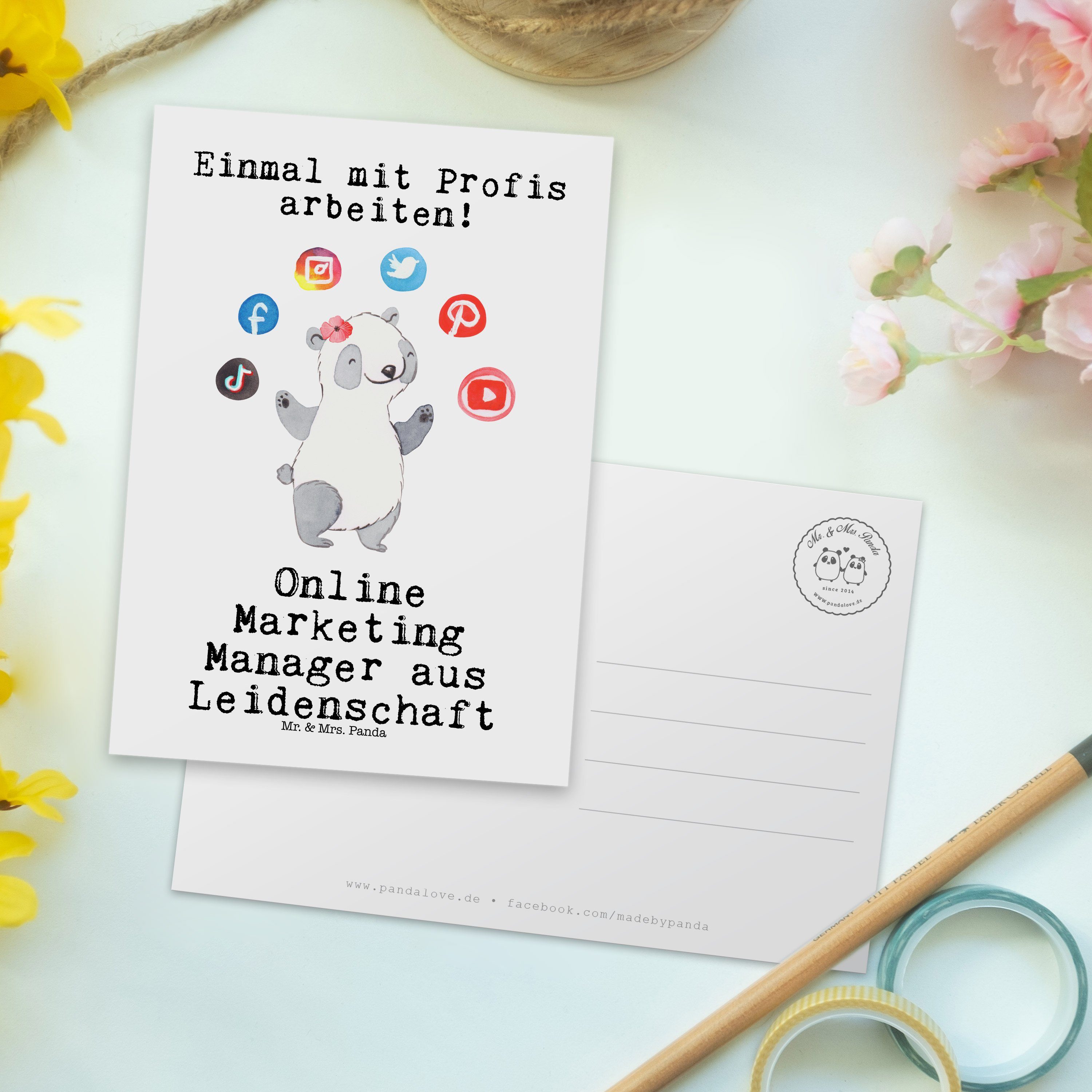 Panda Mr. Leidenschaft - Manager & Online Marketing Mrs. Einladun Geschenk, - Postkarte Weiß aus
