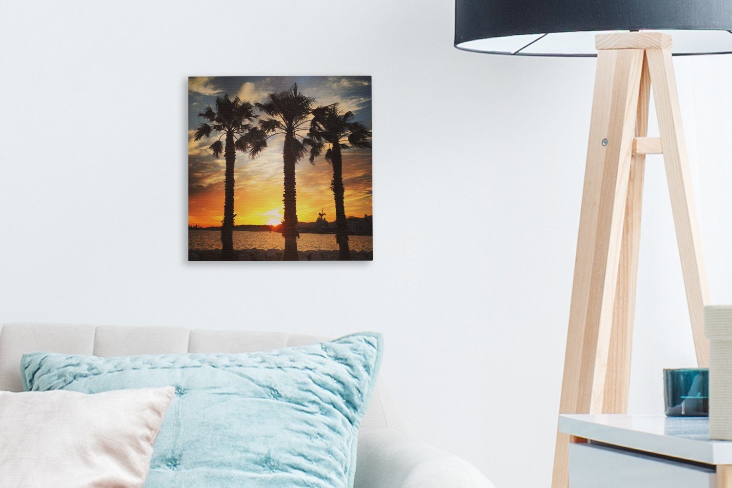 Leinwand in für (1 St), Leinwandbild Toulon Frankreich, Schlafzimmer in OneMillionCanvasses® Bilder Sonnenuntergang Palmen der entlang Wohnzimmer