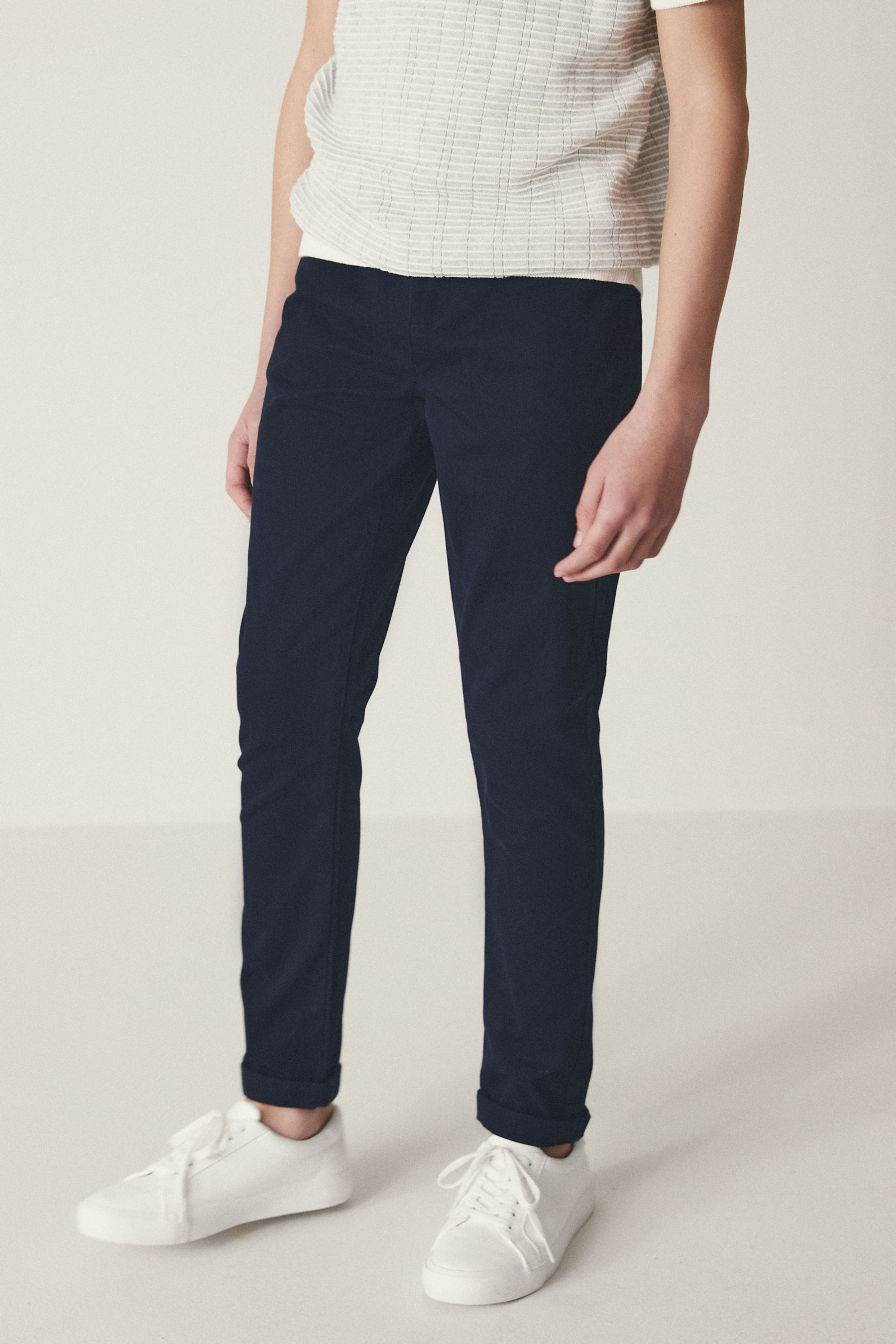 Next Chinohose Chinohose mit Stretch (3-16 Jahre) – Skinny Fit (1-tlg)