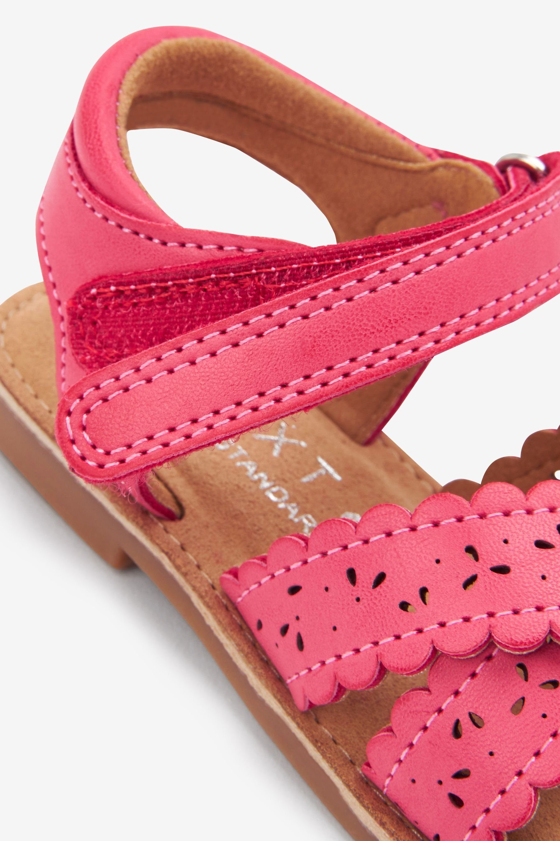 Next Pink Breite - Sandalen (1-tlg) Passform Hot mit Sandale Bogenkante