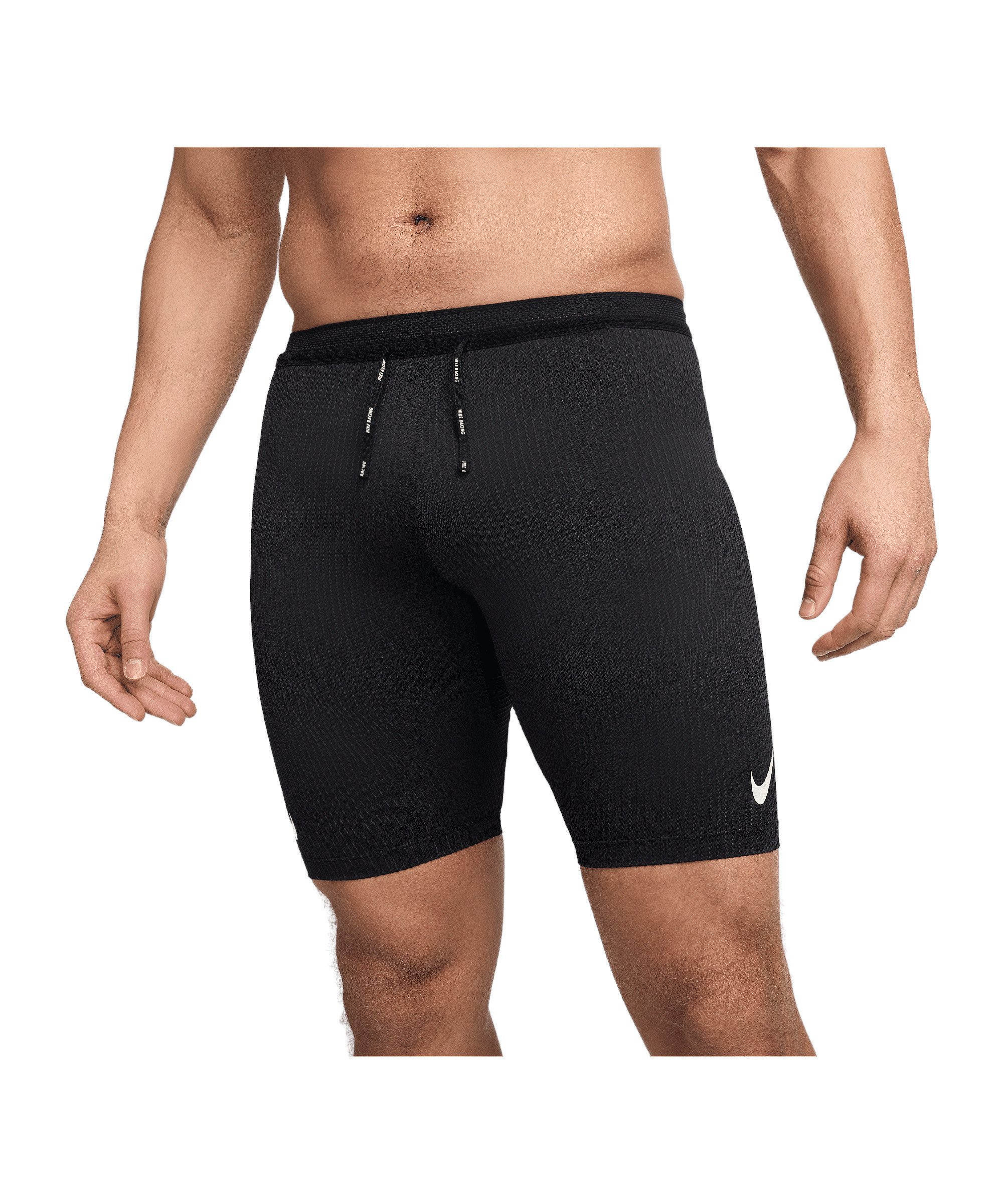Nike Funktionshose Nike Performance Aeroswift Adv 1/2-L Tight Шорты