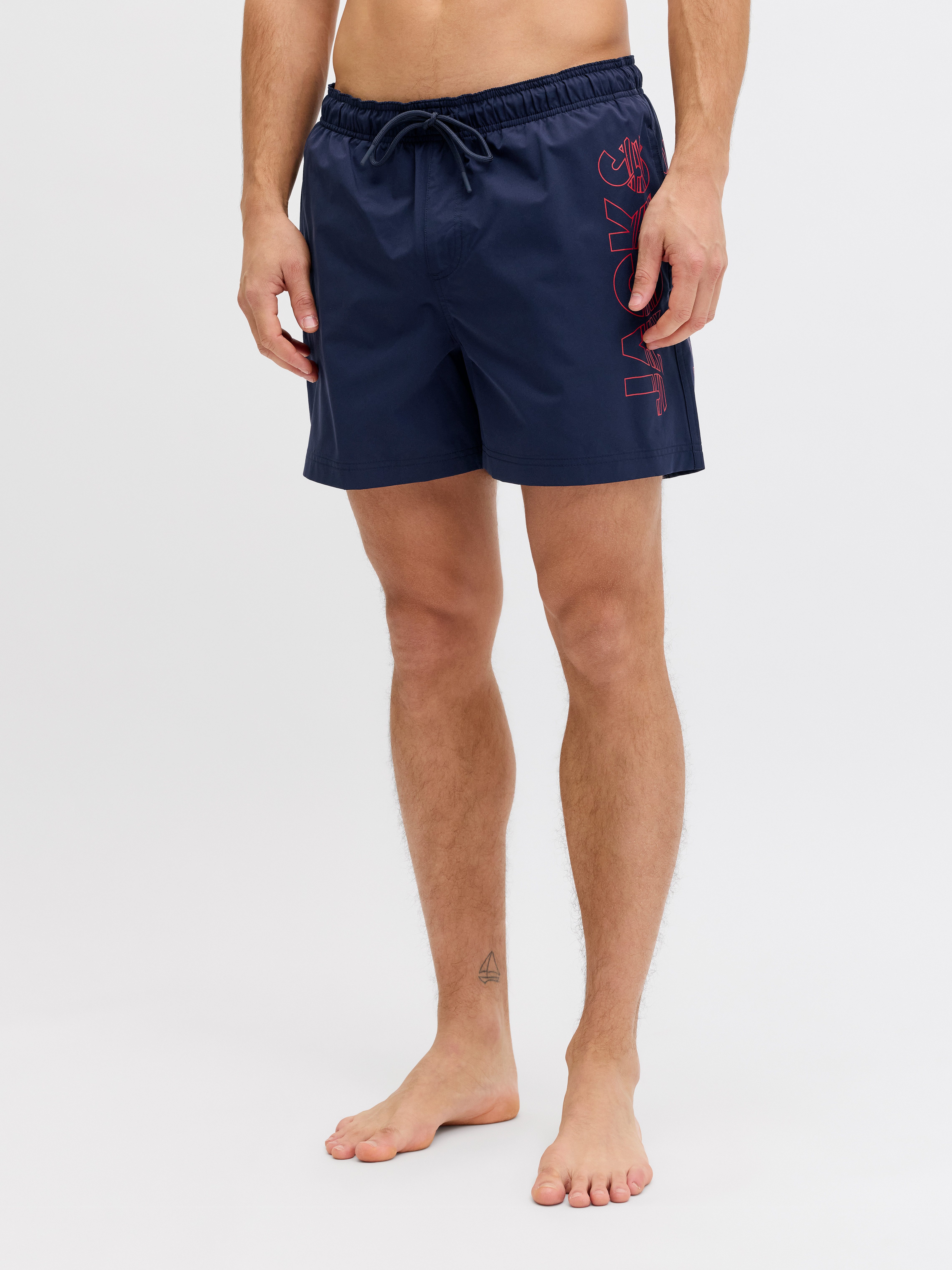 Jack & Jones Badeshorts JPSTMAUI WAVE LOGO SWIM SHORTS SN Kunstfaser, normal geschniten