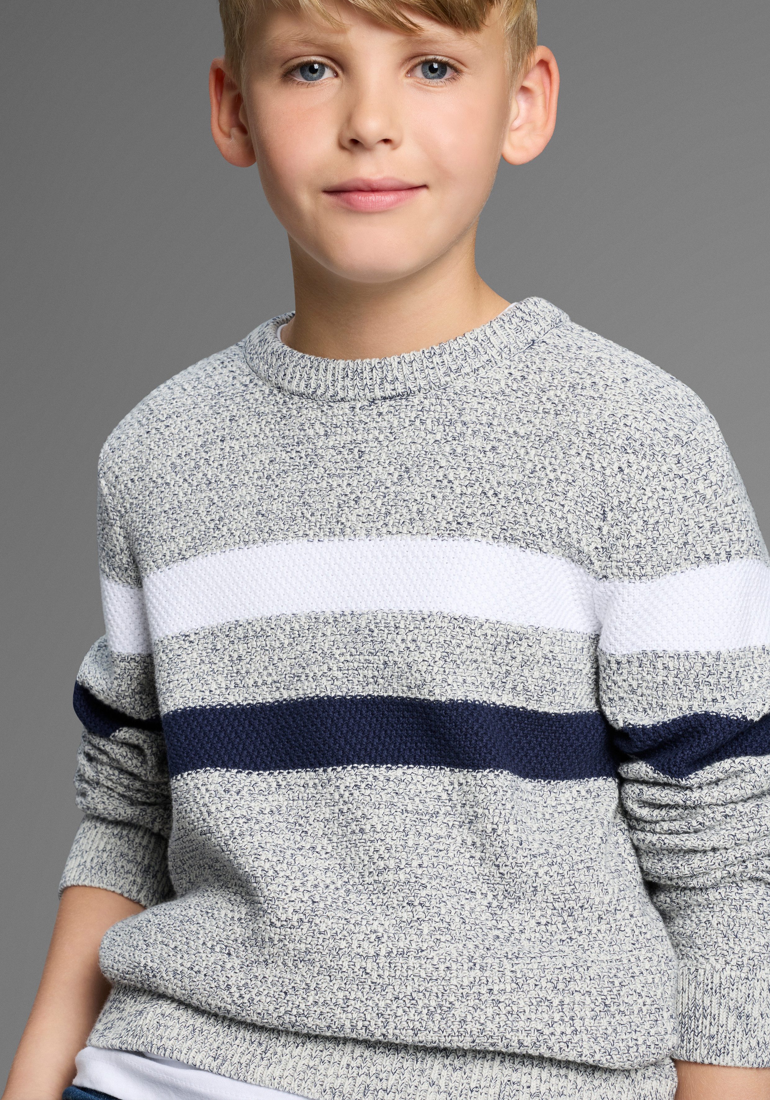 Bruno Banani Strickpullover Ringelpullover in modischer Strickstruktur für Jungen Für TEENS, Pullover in Melangeware