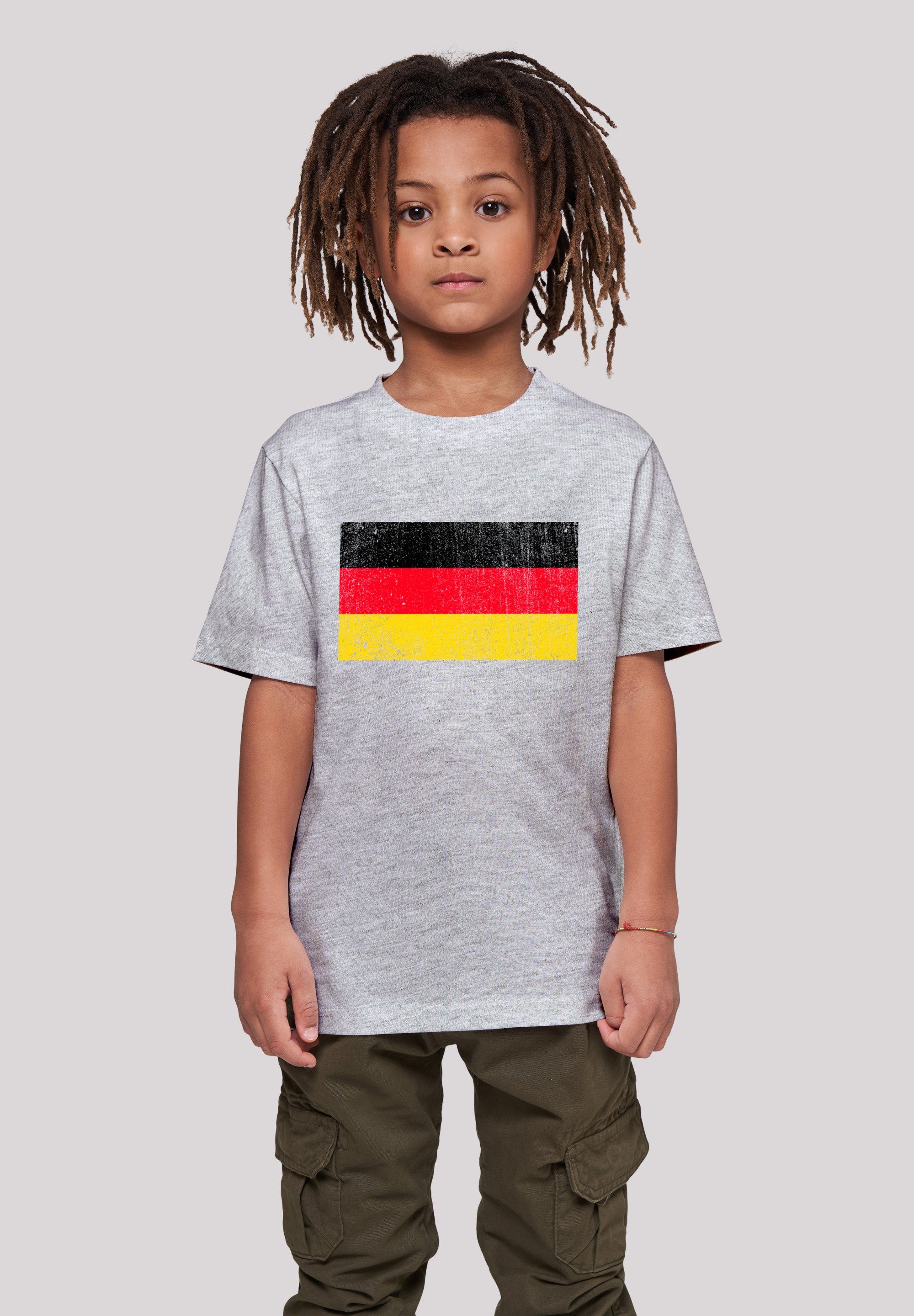 F4NT4STIC T-Shirt Germany Deutschland Flagge distressed Print, Das Model  ist 145 cm groß und trägt Größe 145/152