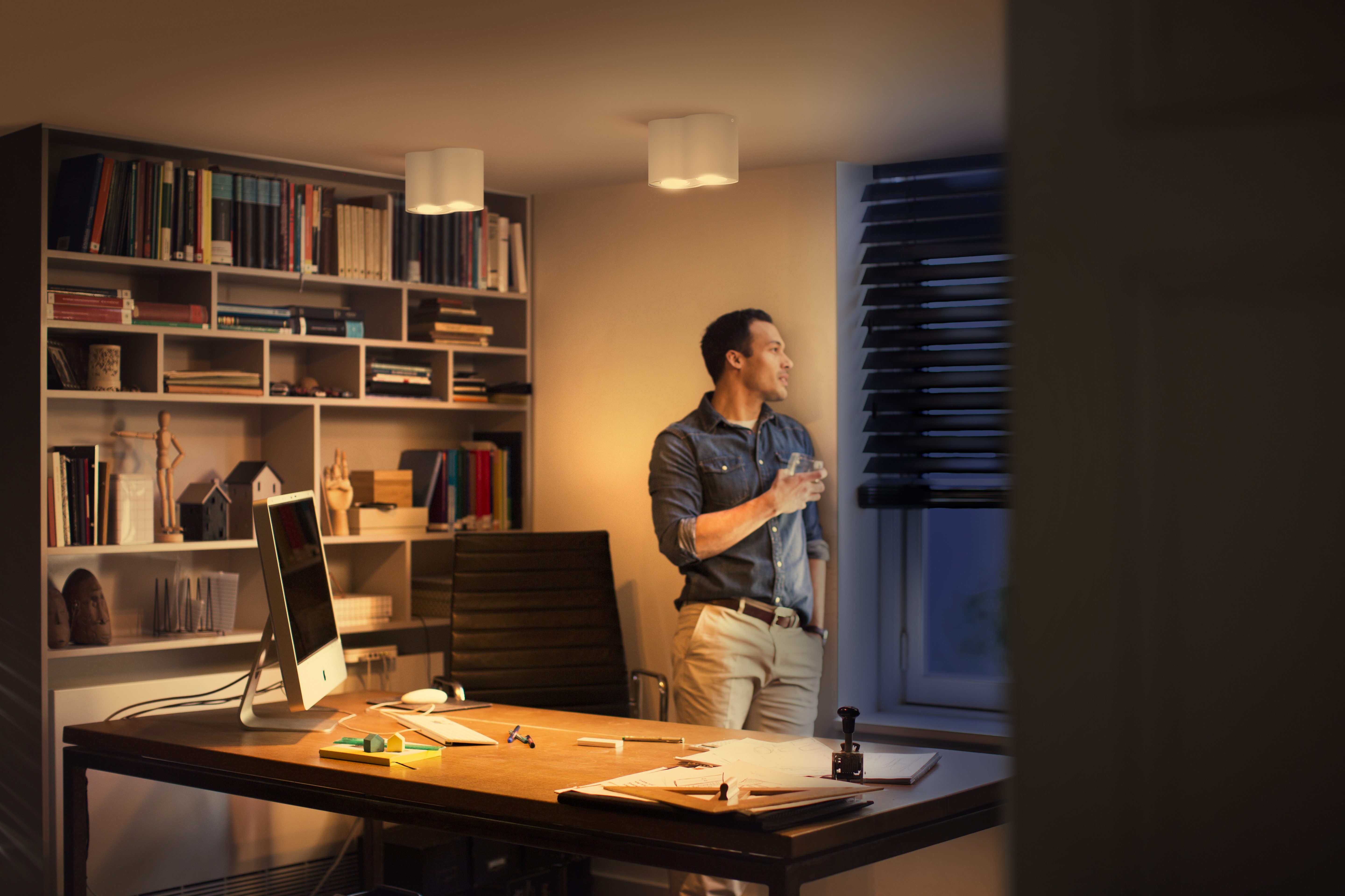 Philips Hue LED Deckenspot White Ambiance Pillar Aufbauspot Doppelspot, Abschaltautomatik, Bluetooth, CCT - über Fernbedienung, Dimmer, Dimmfunktion, Einschlafhilfe, Farbsteuerung, Farbwechsel, Fernbedienung, Infrarot inkl., Memory, nach Trennung vom Netz, Nachtlichtfunktion, Smart Home, Timerfunktion, Weckerfunktion, dimmbar über Fernbedienung, mehrere Helligkeitsstufen, LED wechselbar, warmweiß - kaltweiß, App- & Sprachsteuerung, Smart Home, versch. Weißtöne, Dimmschalter