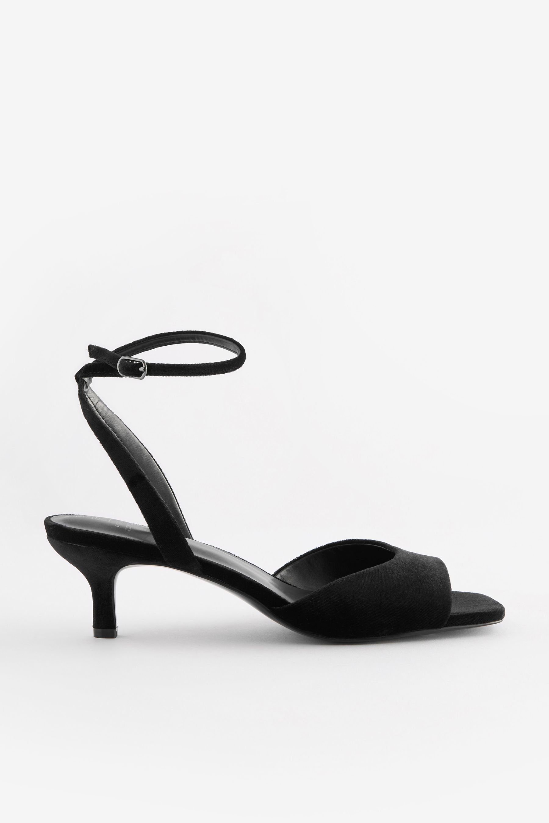 Next Forever Comfort® Sandalen mit flachem Absatz Sandalette (1-tlg) Black