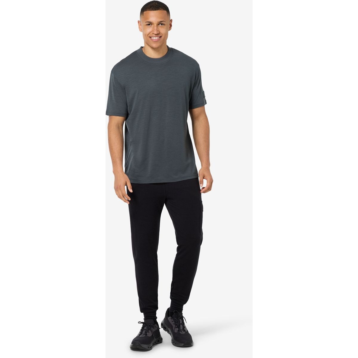 SUPER.NATURAL Kurzarmshirt M Casual RIB BIO J Tee Elegantes Herren-T-Shirt aus atmungsaktiver Merinowolle mit