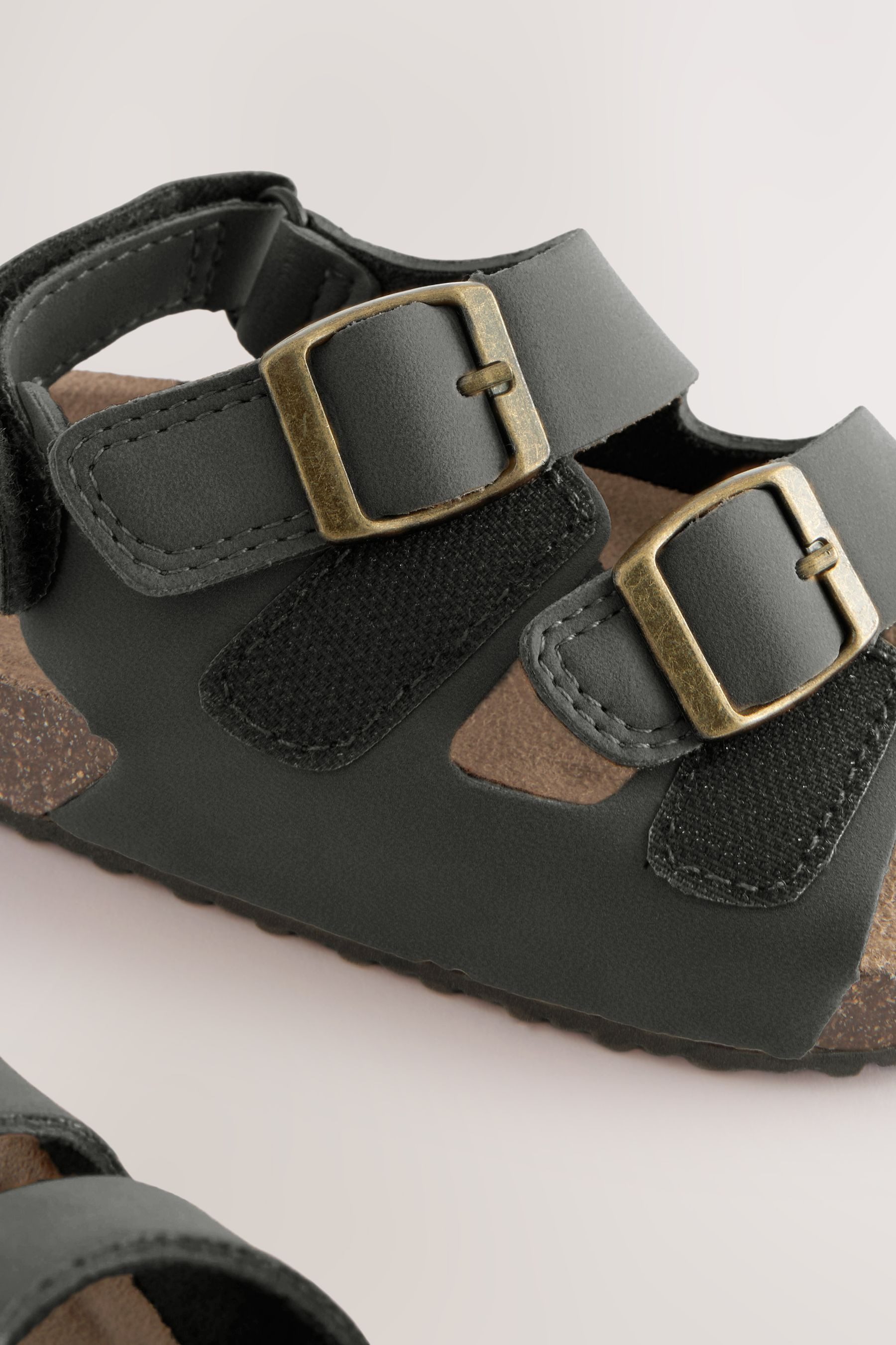 Next Ledersandalen mit Schnalle Sandale (1-tlg)