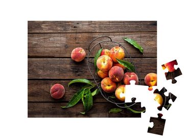 puzzleYOU Puzzle Frische Pfirsiche in einem hübschen Drahtkorb, 48 Puzzleteile, puzzleYOU-Kollektionen Obst, Essen und Trinken